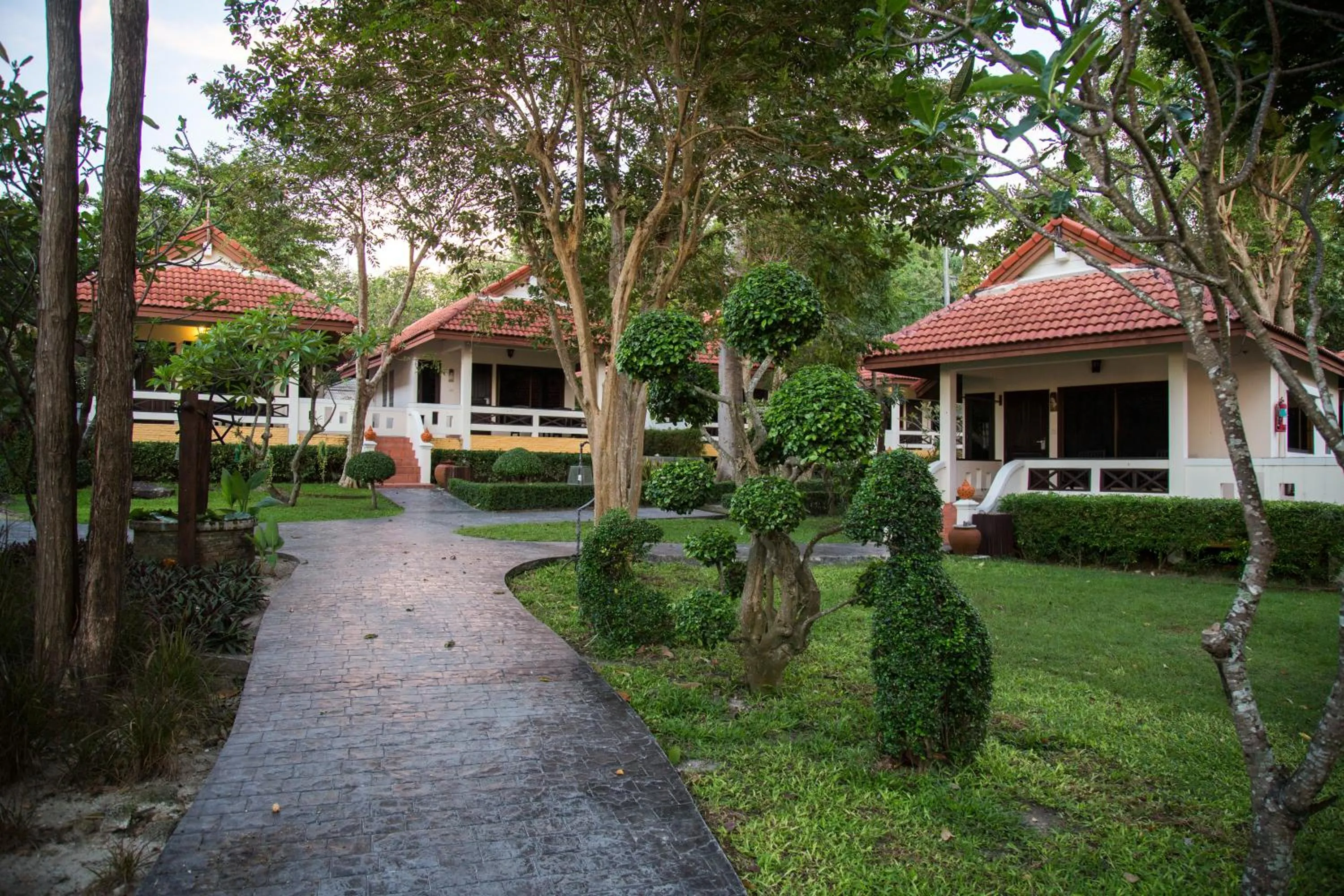 Deluxe Family Room in Ao Cho Grandview Hideaway Resort