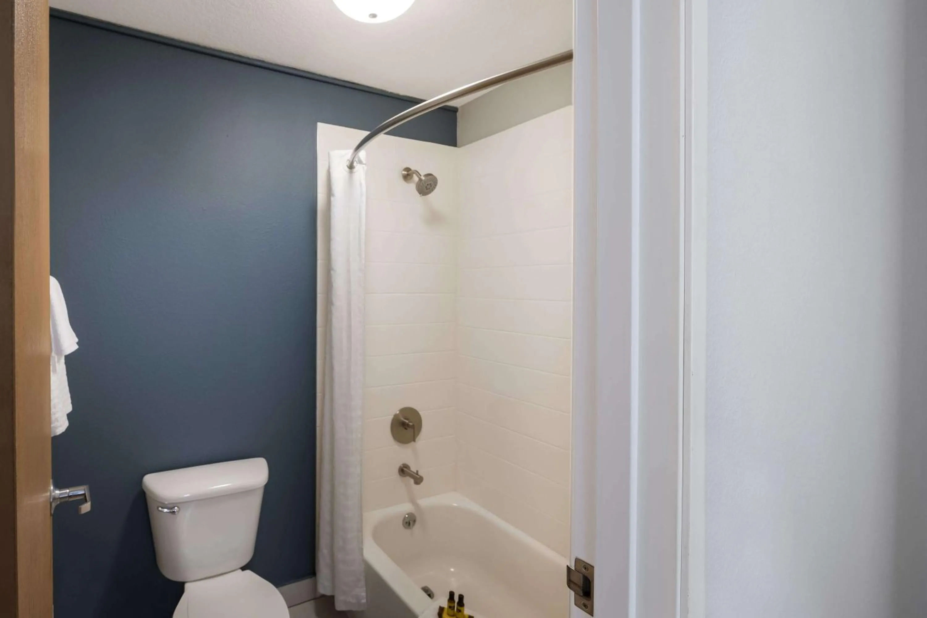 King Room in Best Western PLUS Mountain View Auburn Inn