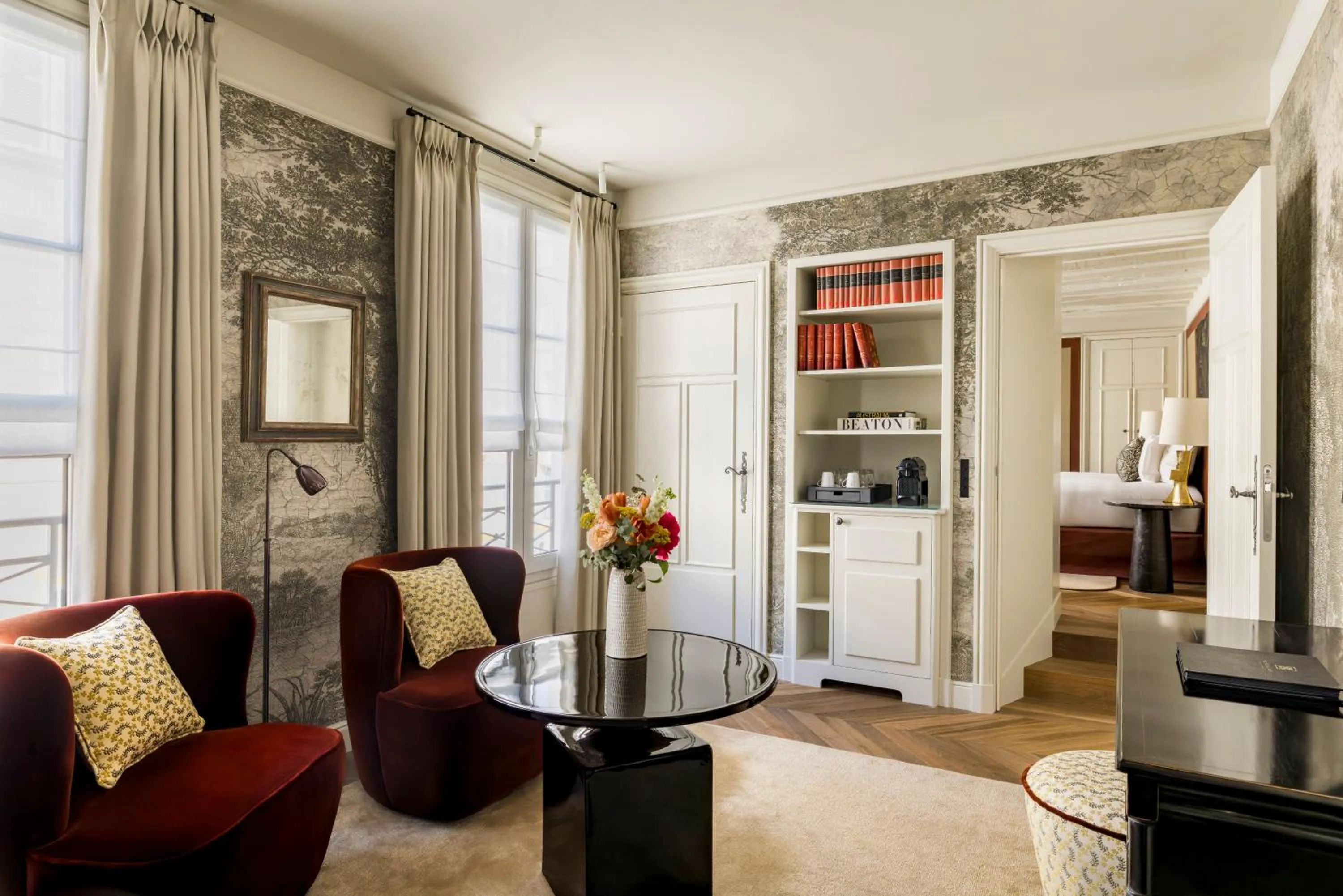 Family Suite in Le Pavillon de la Reine & Spa, Place des Vosges