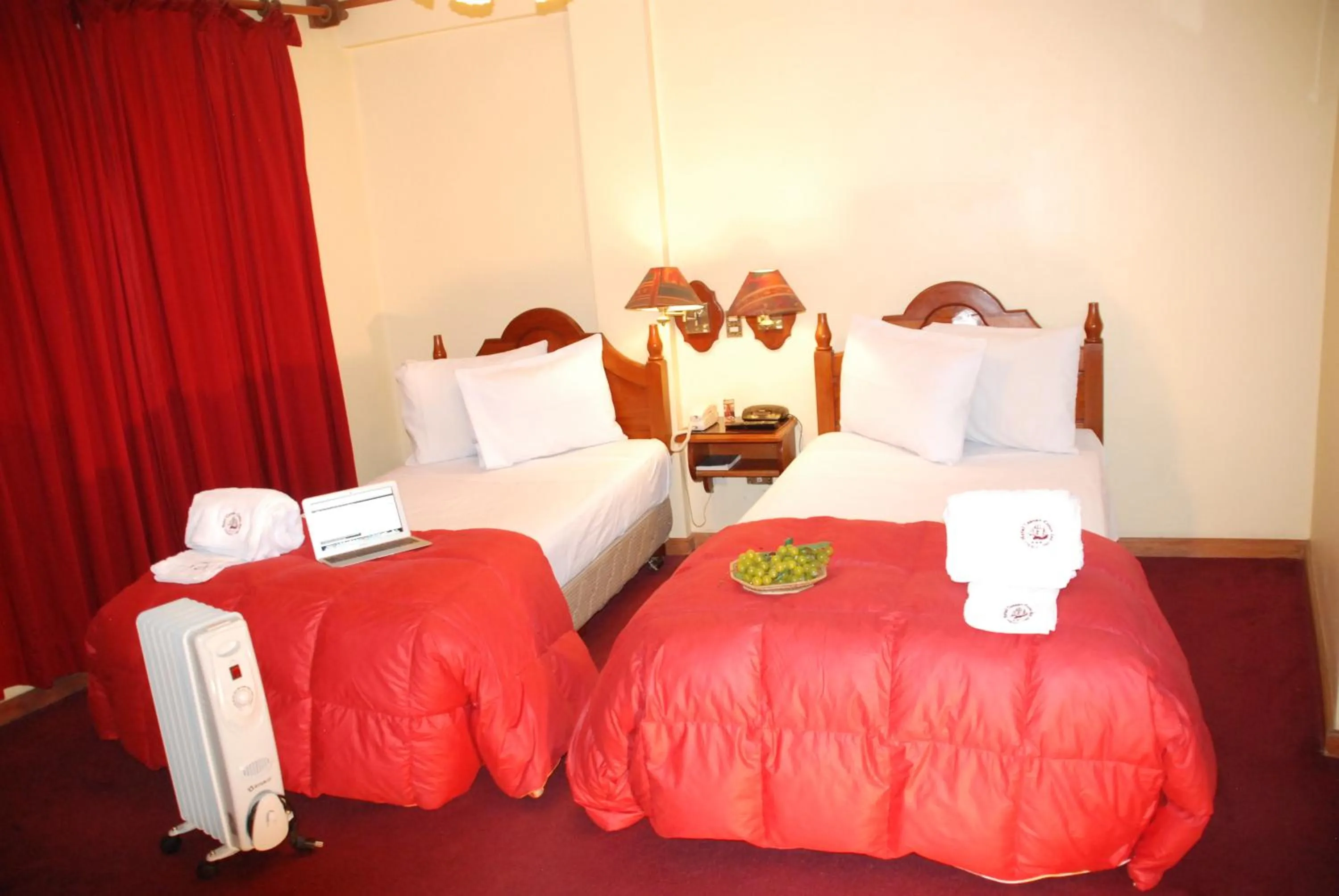 Twin Room in Hotel Casona Colon Inn