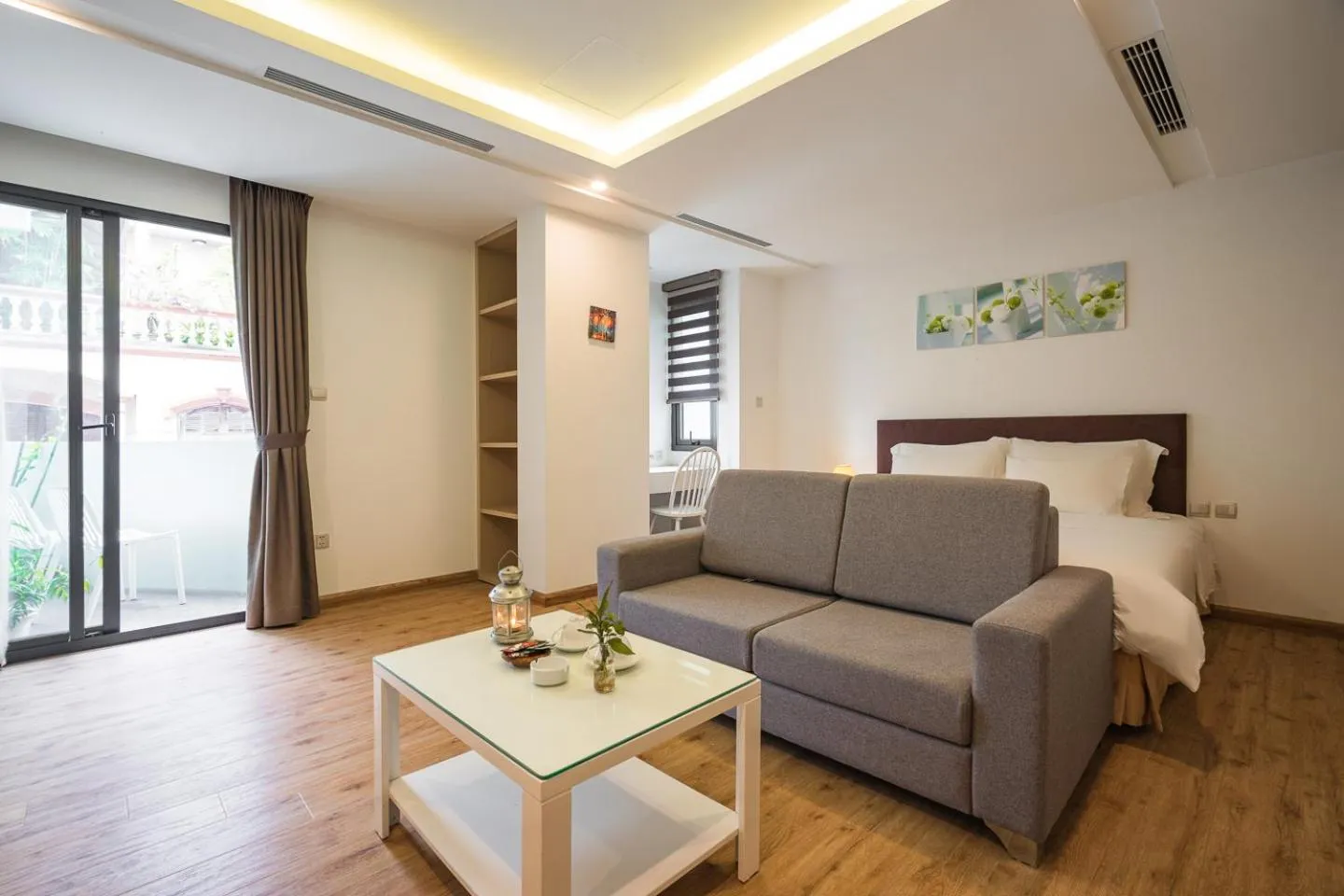 Studio with Balcony in Ficus Suites