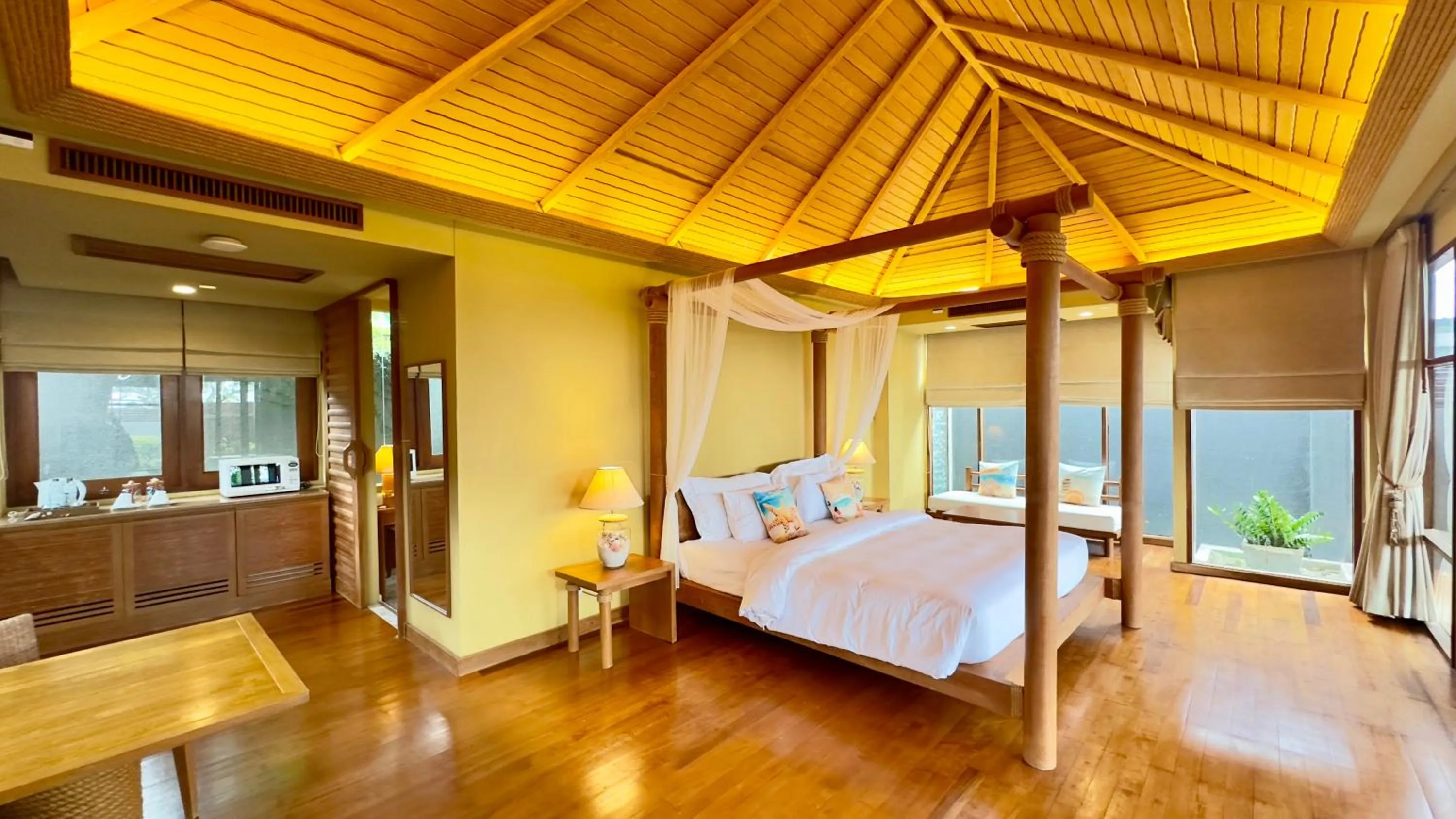 Grand Pool Villa in Deva Beach Resort Samui