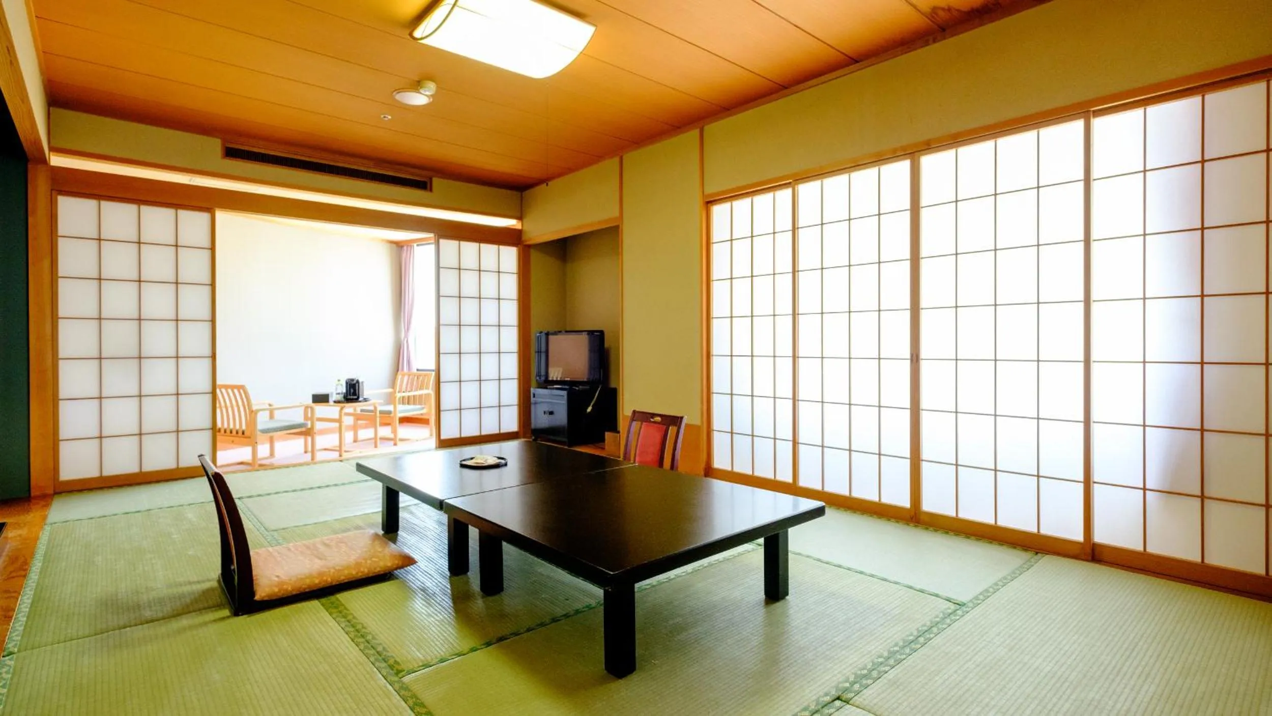 Twin Room with Bath in Fuyo Bekkan