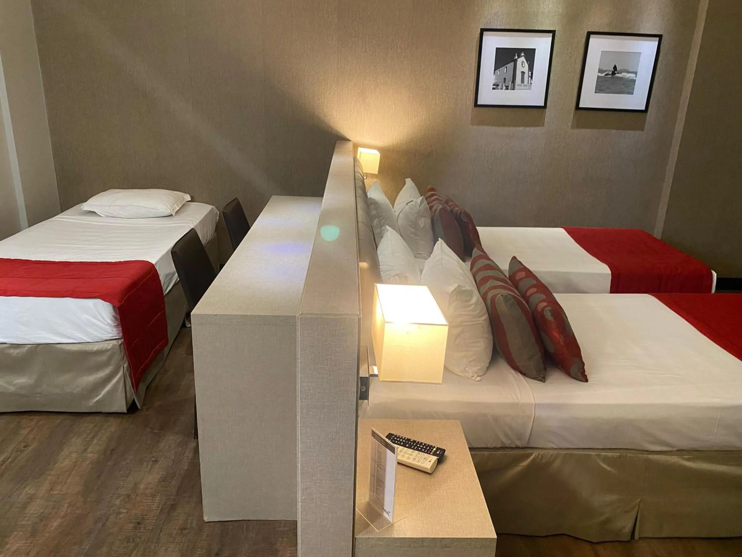 Premium Suite triple with 3 twin bed in Faial Prime Suítes