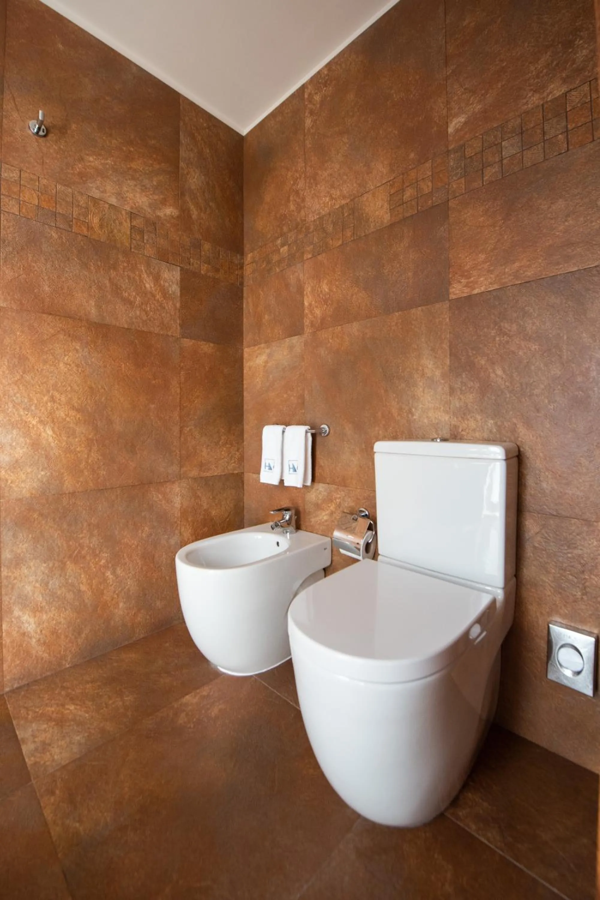 Double Room With Balcony for Single Use in Eurostars Oporto