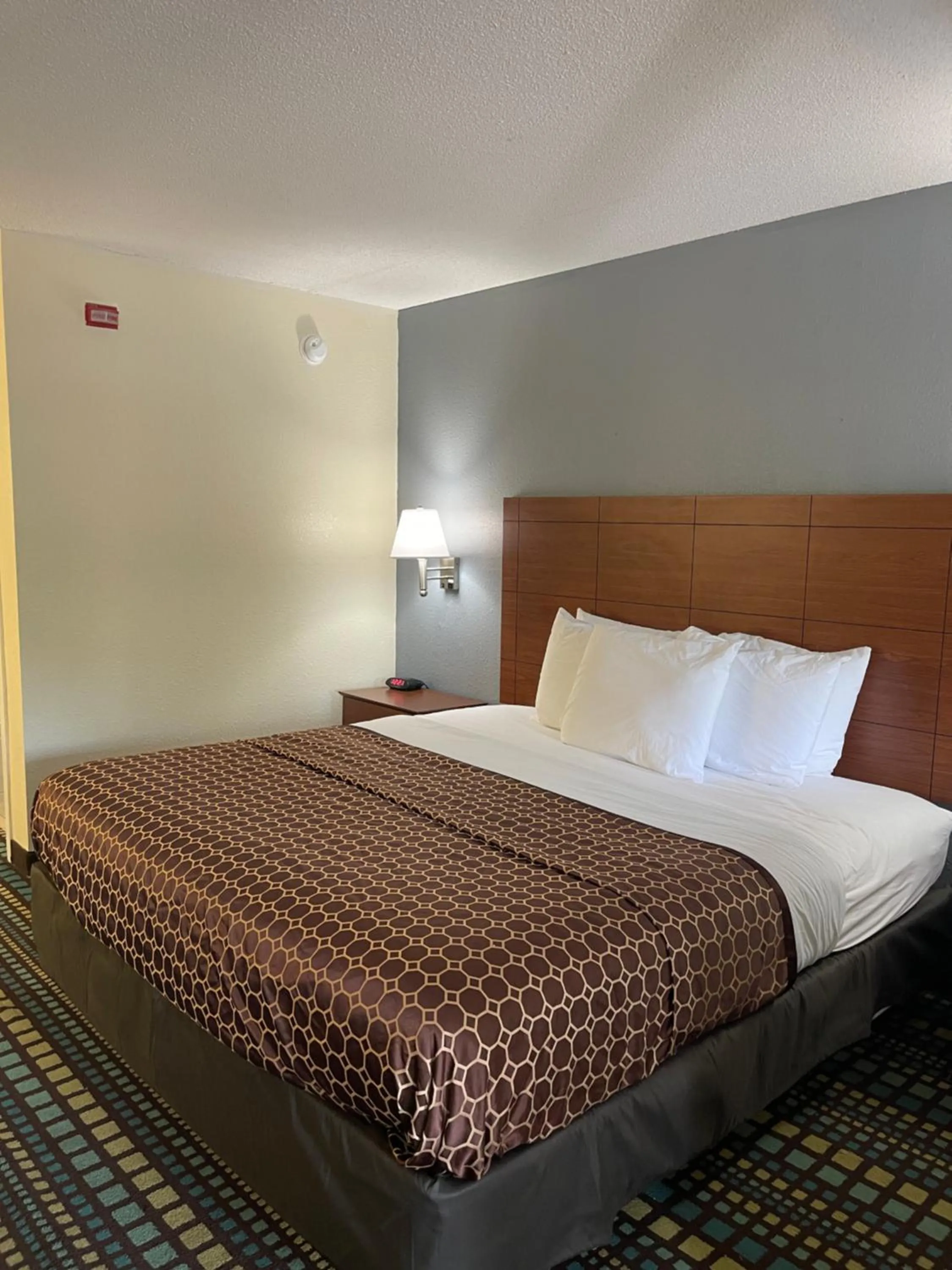 King Suite - Non-Smoking in Best Western Tallahassee Downtown Inn and Suites