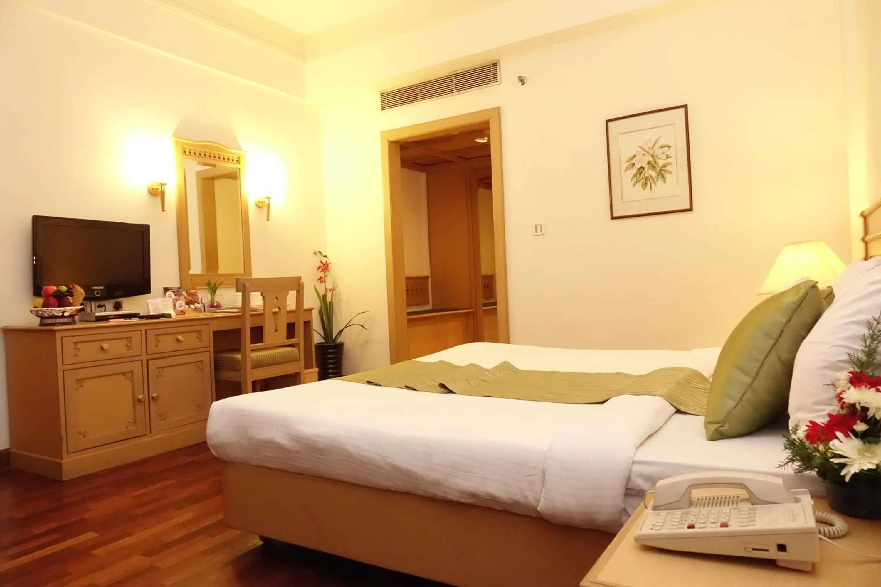 Superior Double or Twin Room - single occupancy in Abad Atrium