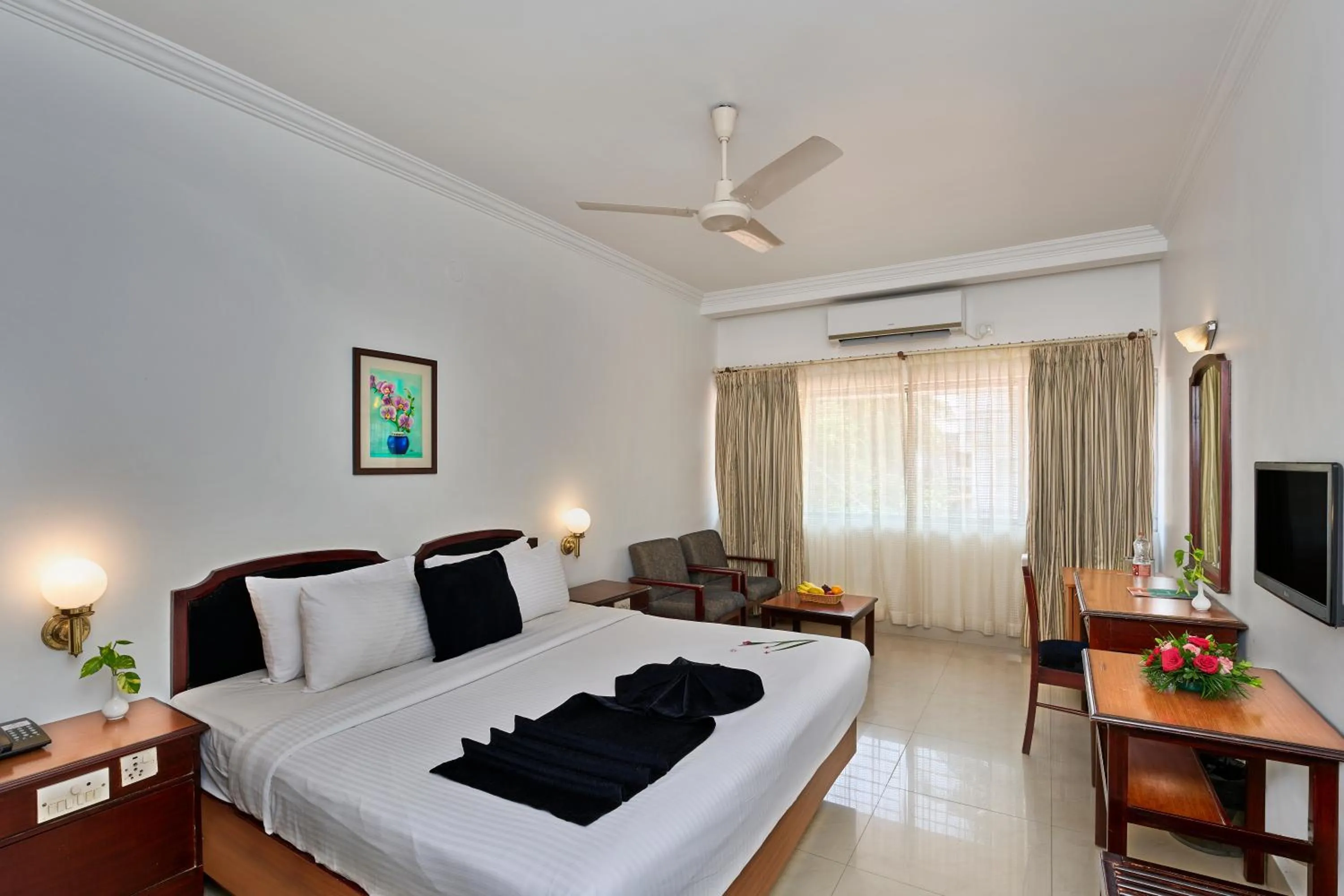 Deluxe Room - single occupancy in Abad Fort