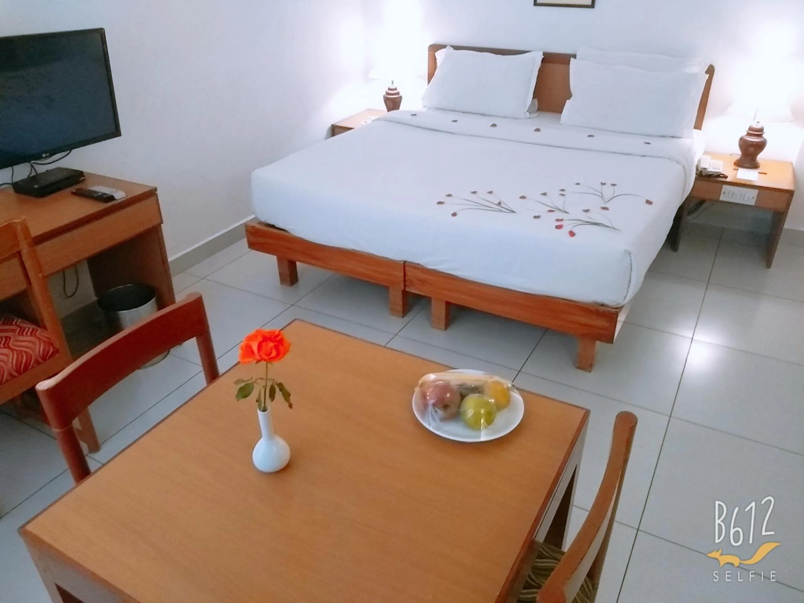 Deluxe Double Room - single occupancy in Abad Metro