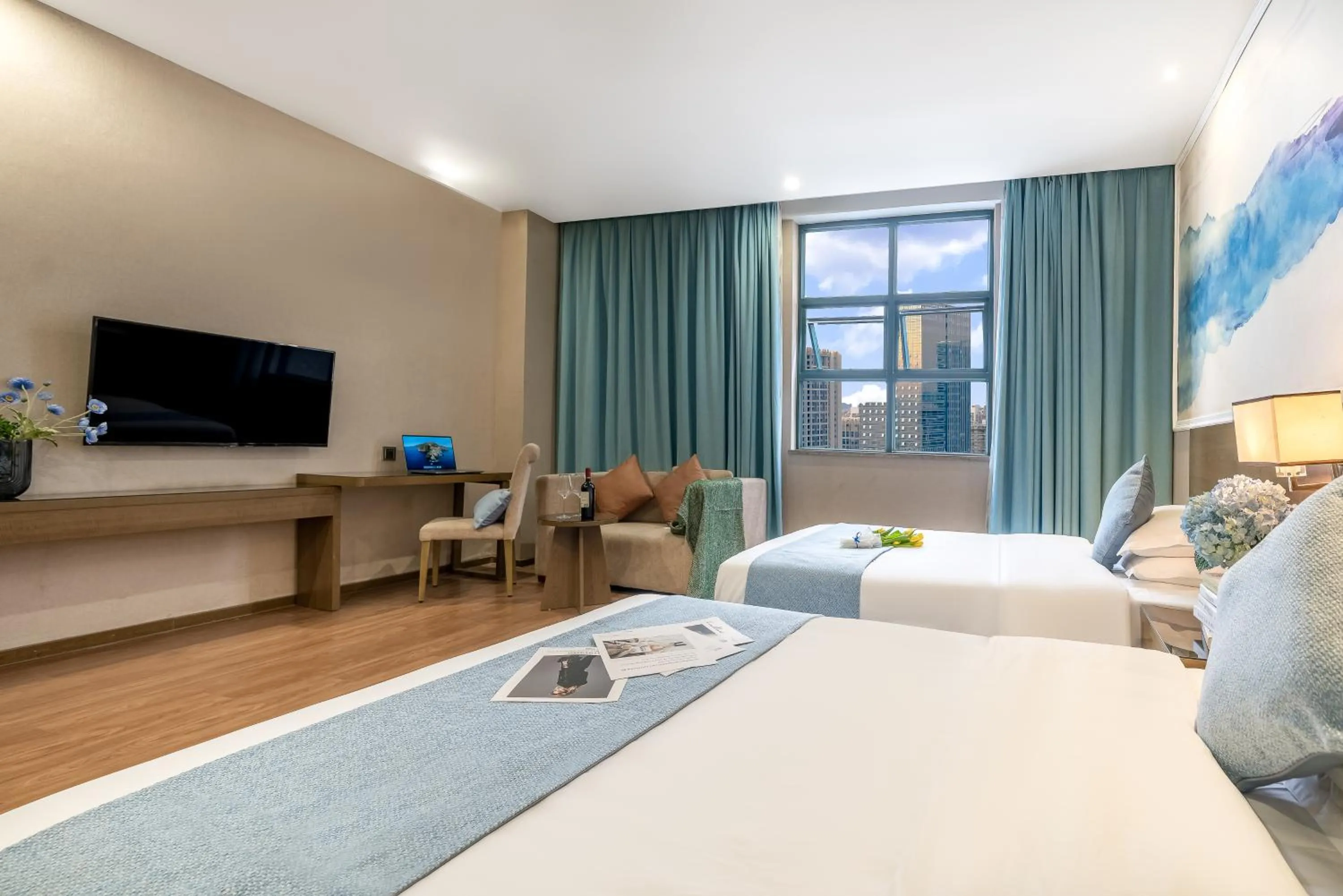 Executive Twin Room in Zhongshan Bafei Hotel