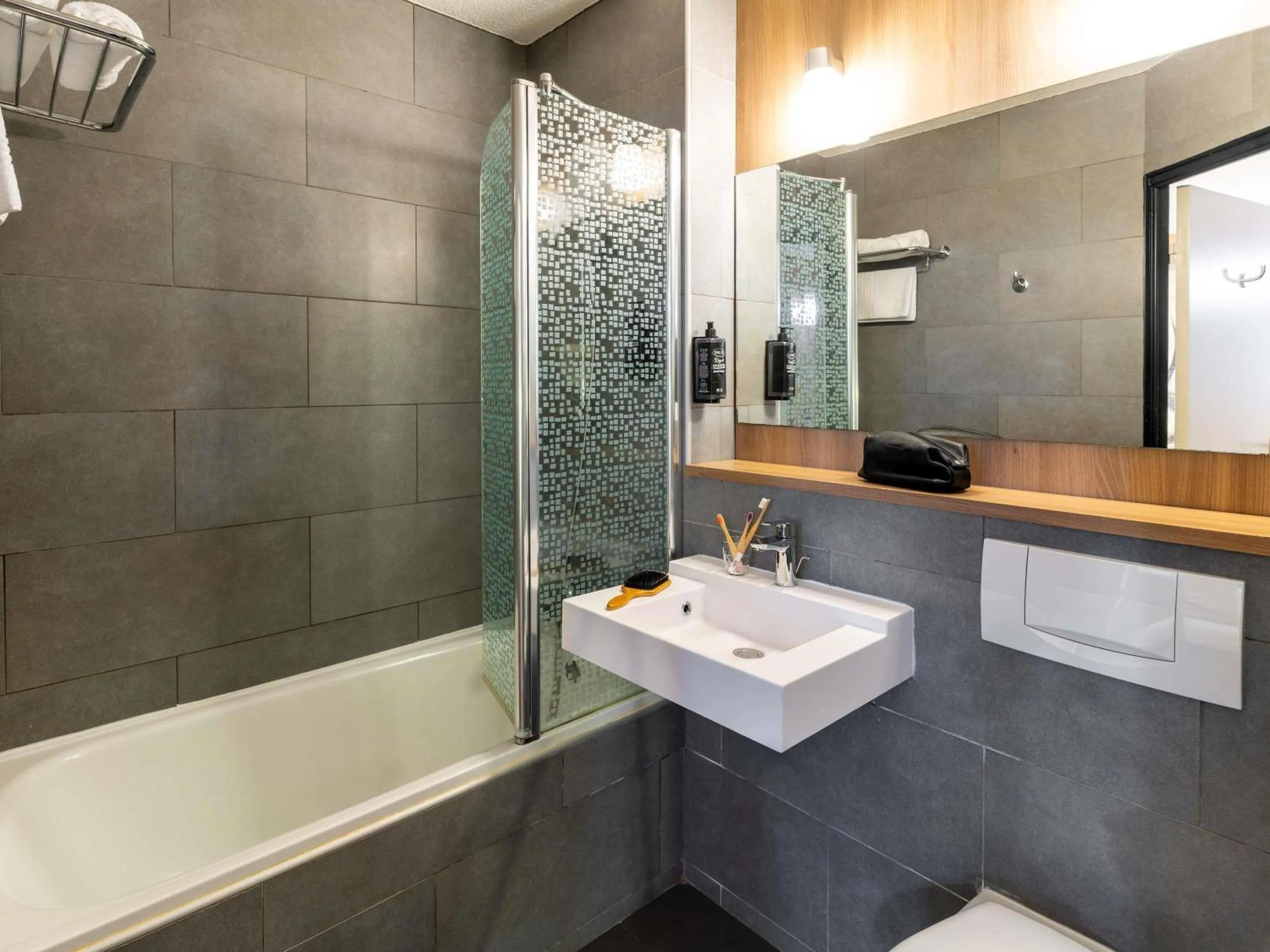 Standard Twin Room - single occupancy in ibis Styles Brive Ouest