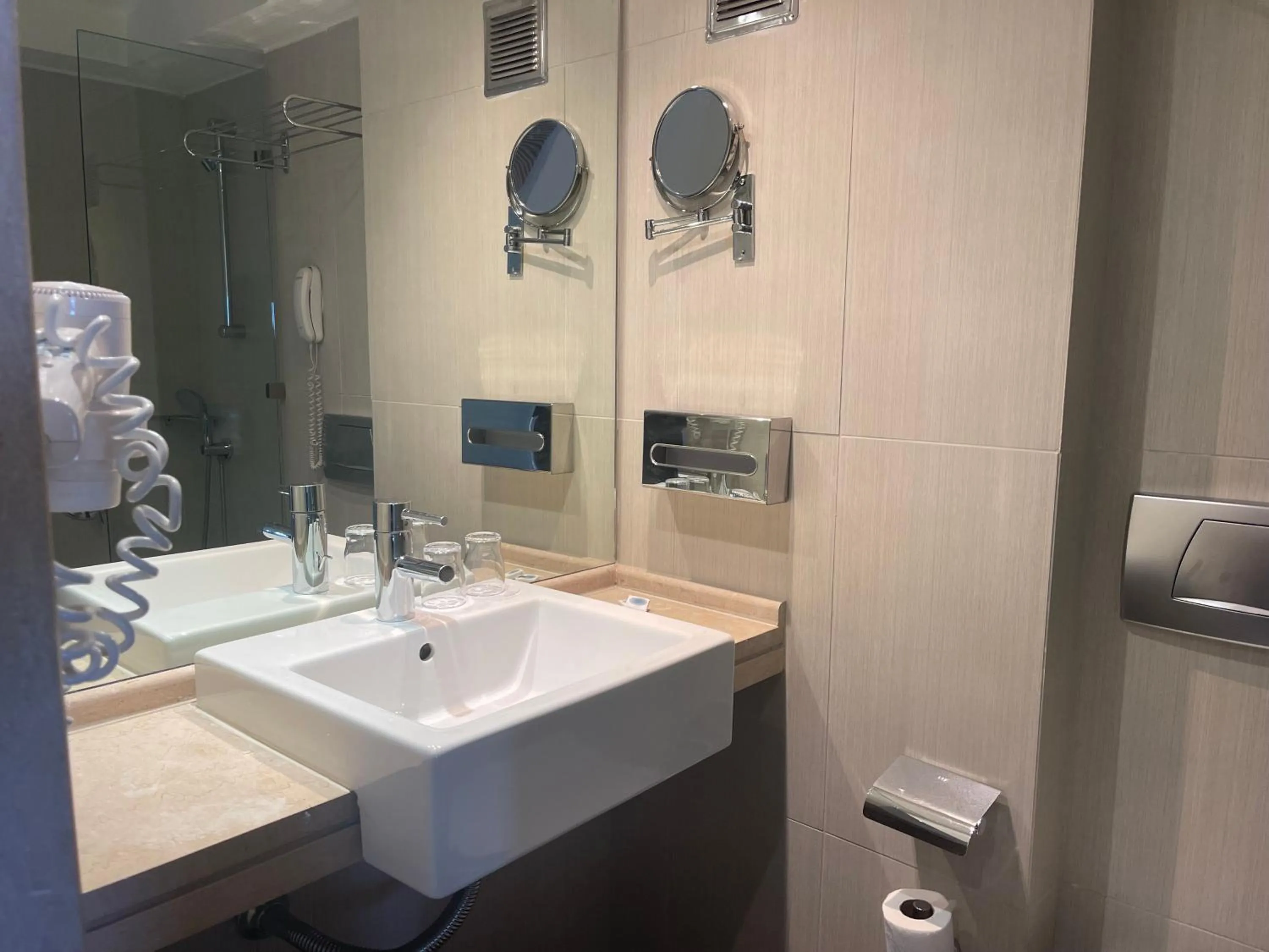 Family Room in Olympian Bay Grand Resort