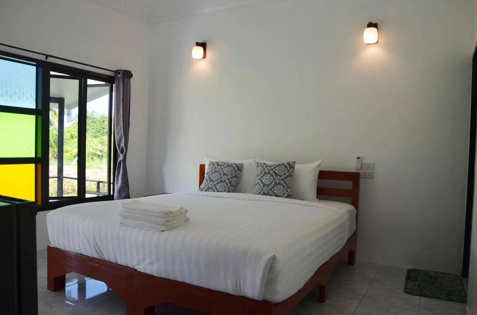 Deluxe Double Room in Nok Chan Mee Na