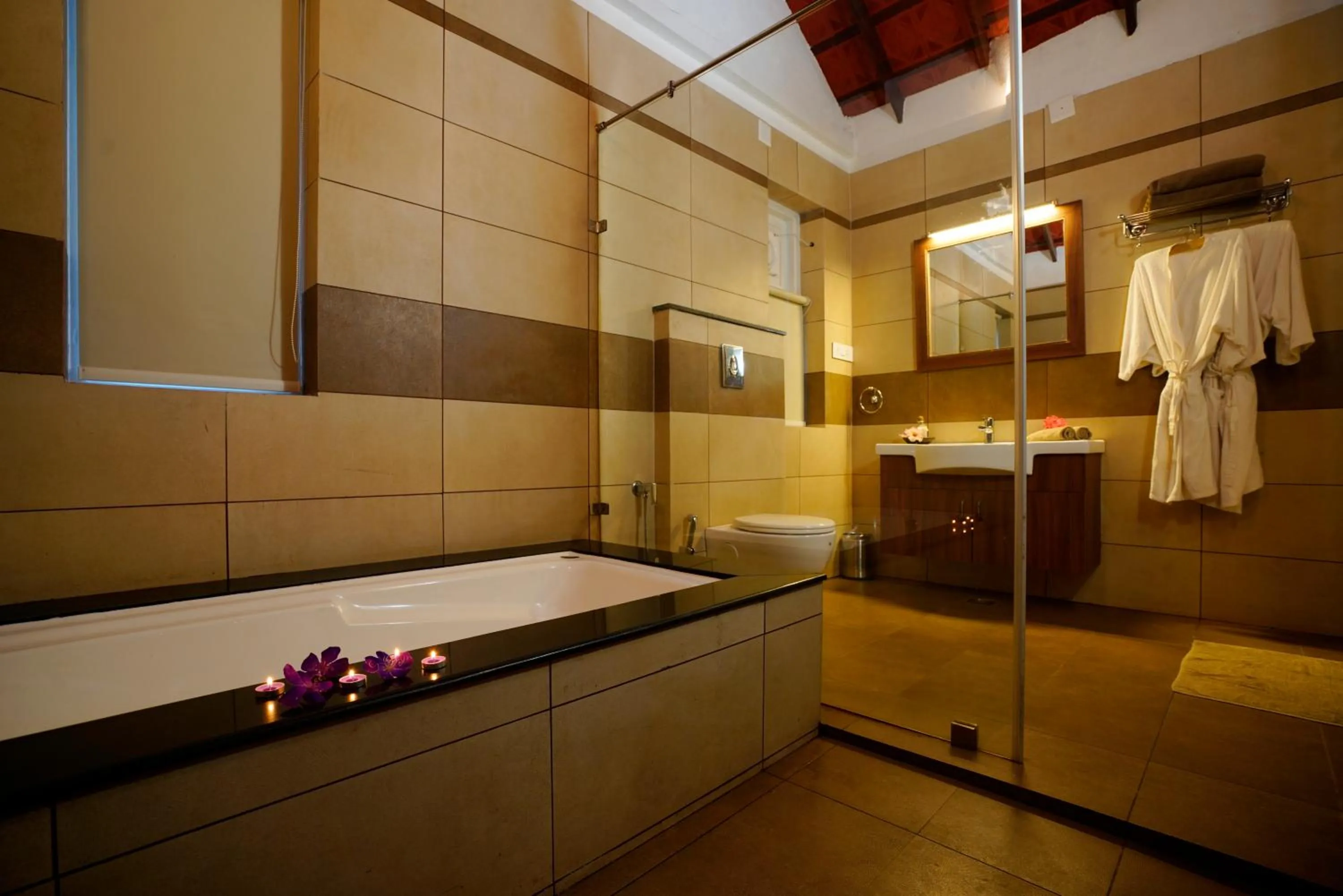 King Room with Mountain View in After the Rains - Rainforest Lodge