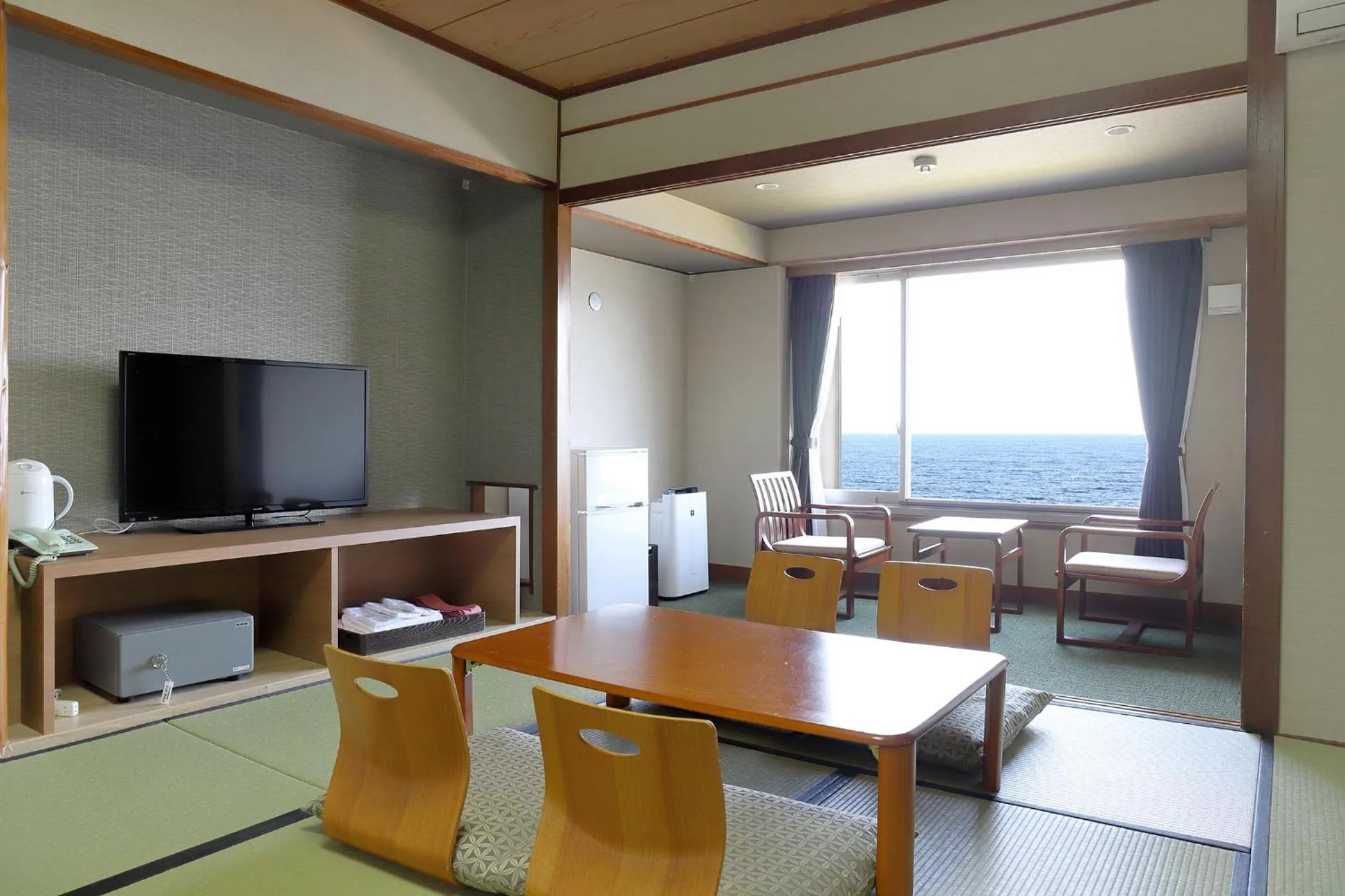 Standard Japanese-Style-Room 16 square yards (Sea Side) - single occupancy - Indoor Bath - Non-Smoking in Ooedo Onsen Monogatari Beppu Seifu