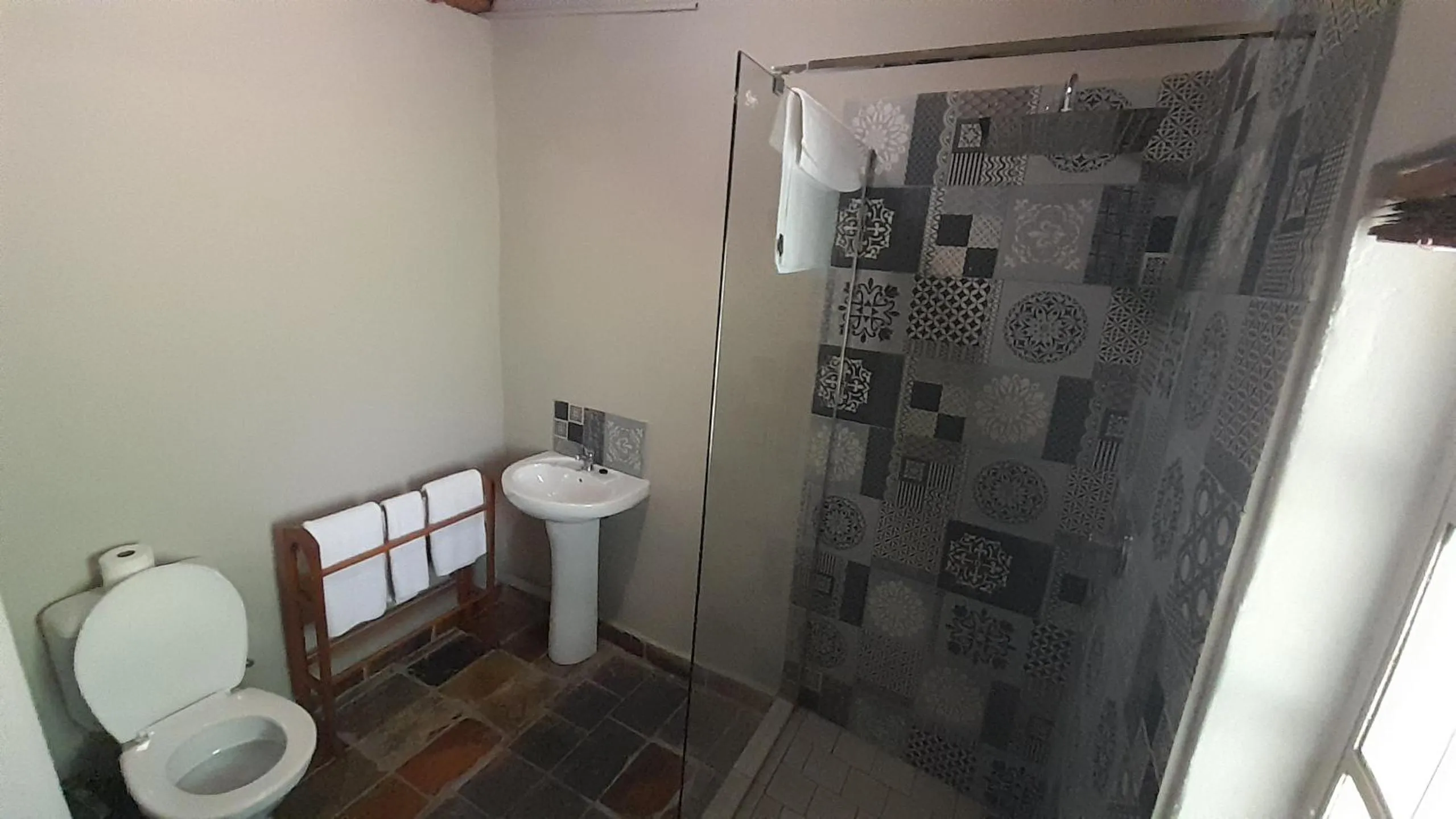 Rondavel in Shangri-La Country Hotel & Spa