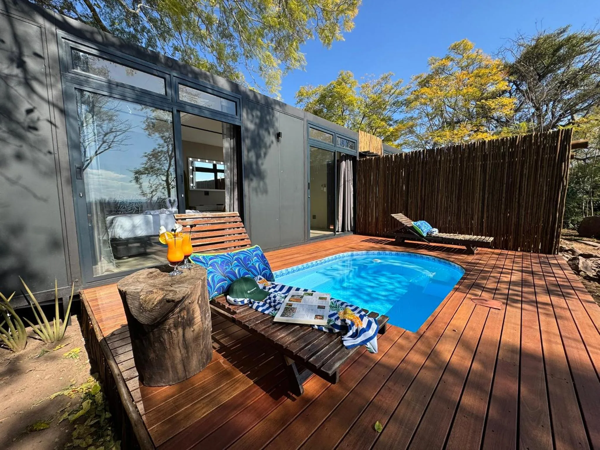 Villa with Private Pool in Shangri-La Country Hotel & Spa