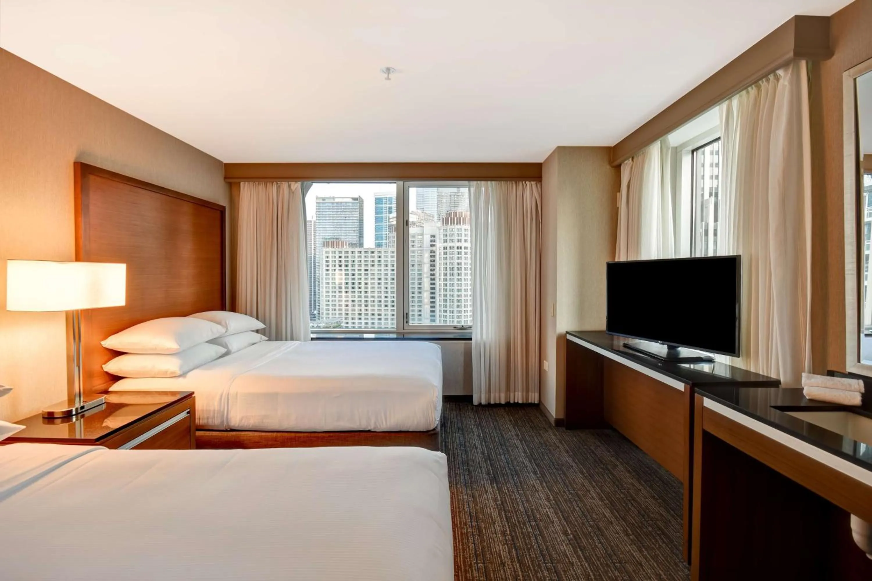 Suite with Two Double Beds - High floor/City View in Embassy Suites by Hilton Chicago Downtown Magnificent Mile