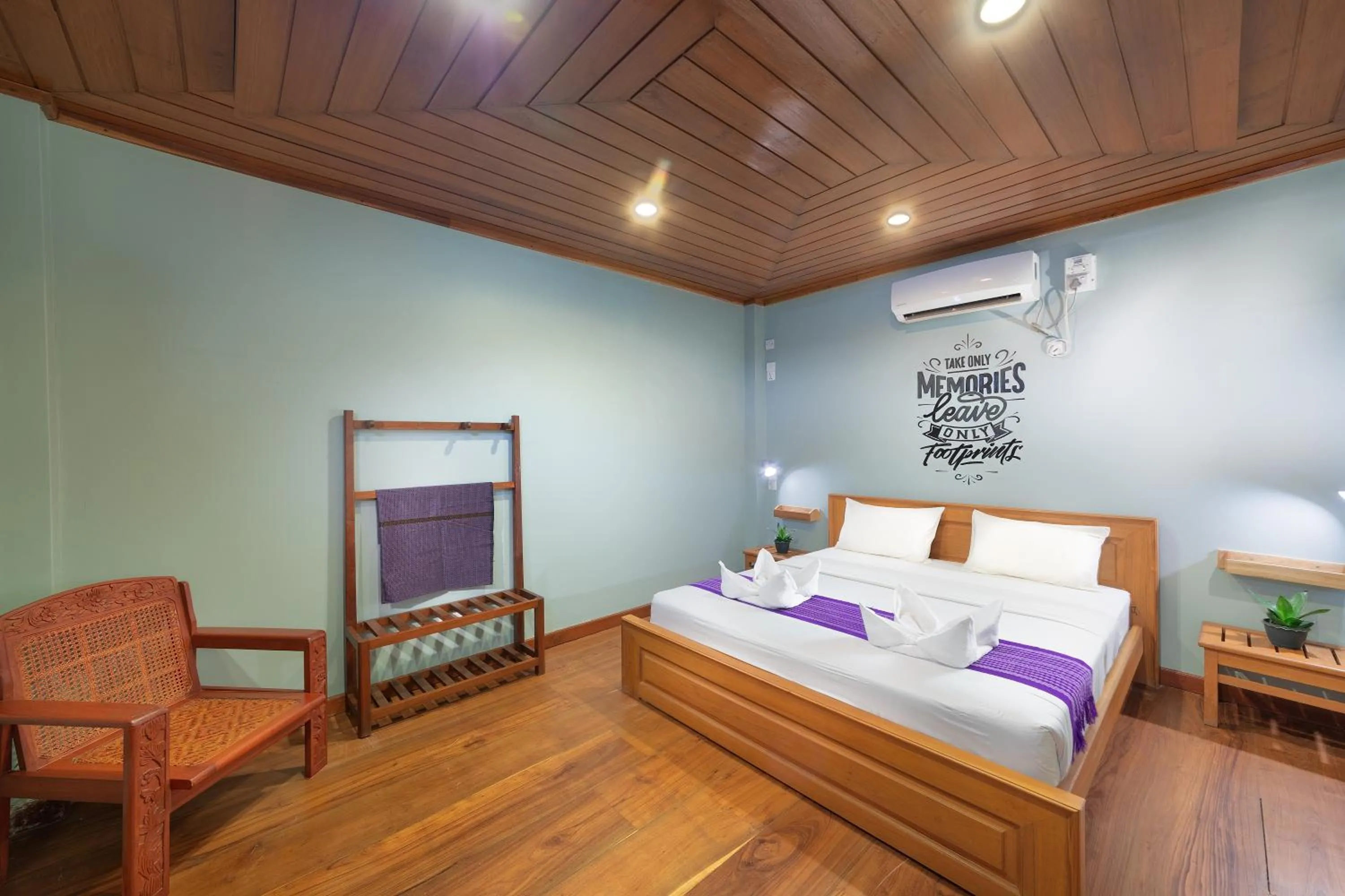 Single Room with Private Bathroom in Ostello Bello Bagan Pool