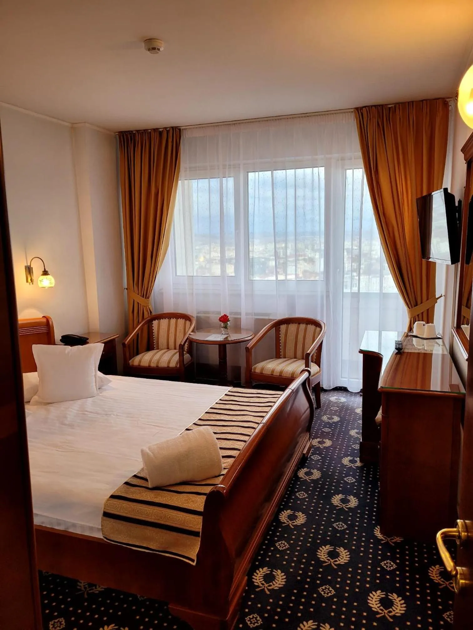 One-Bedroom Suite in Hotel Belvedere