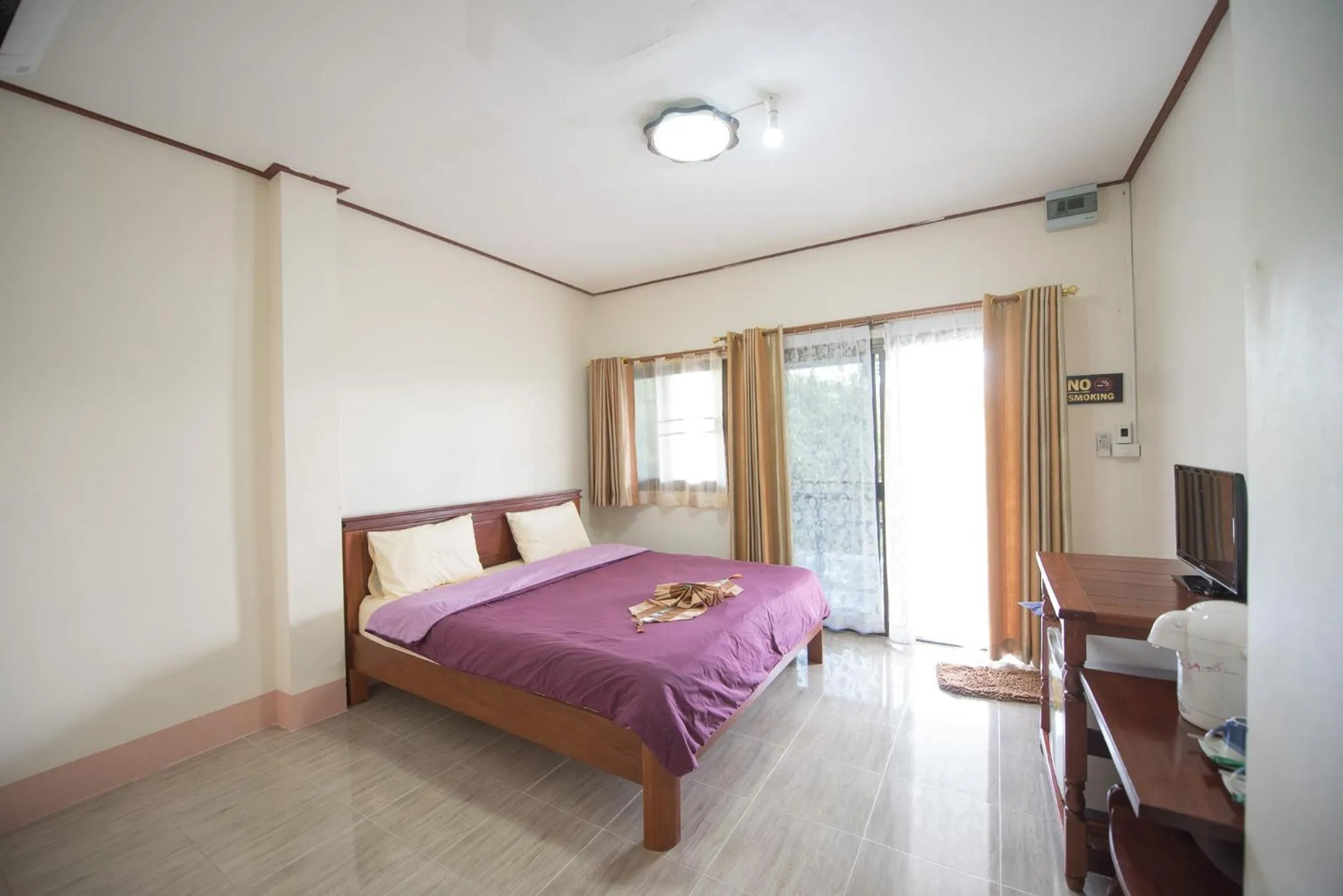 Budget Double Room in Mountain View House