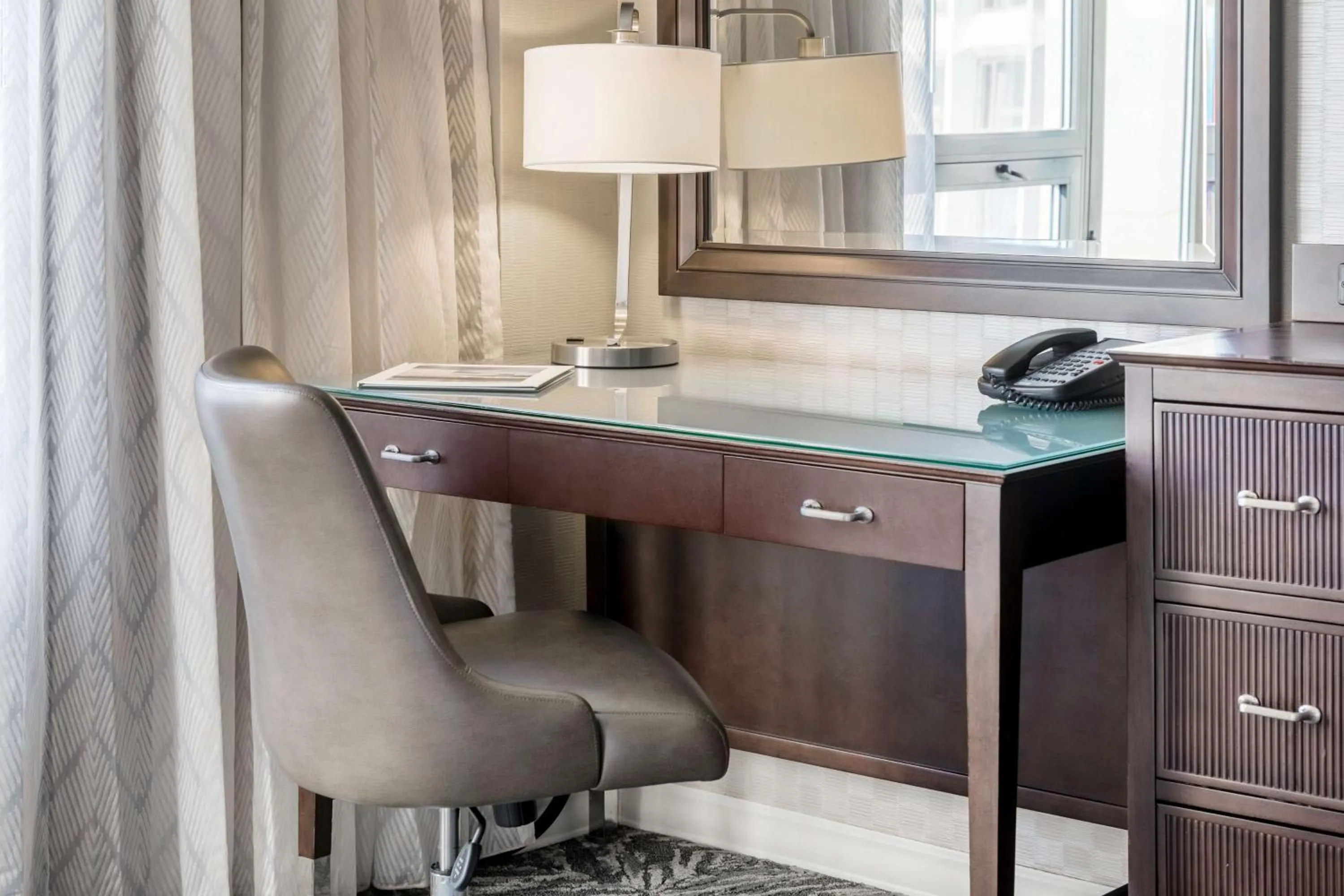 Superior Corner King Room - High Floor  in Washington Hilton