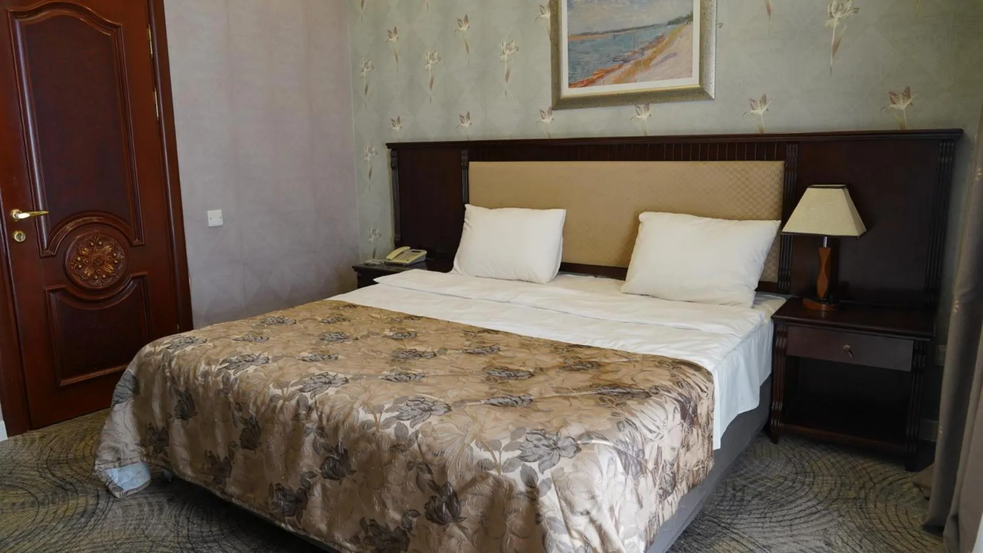 Deluxe Double Room in Premier Hotel
