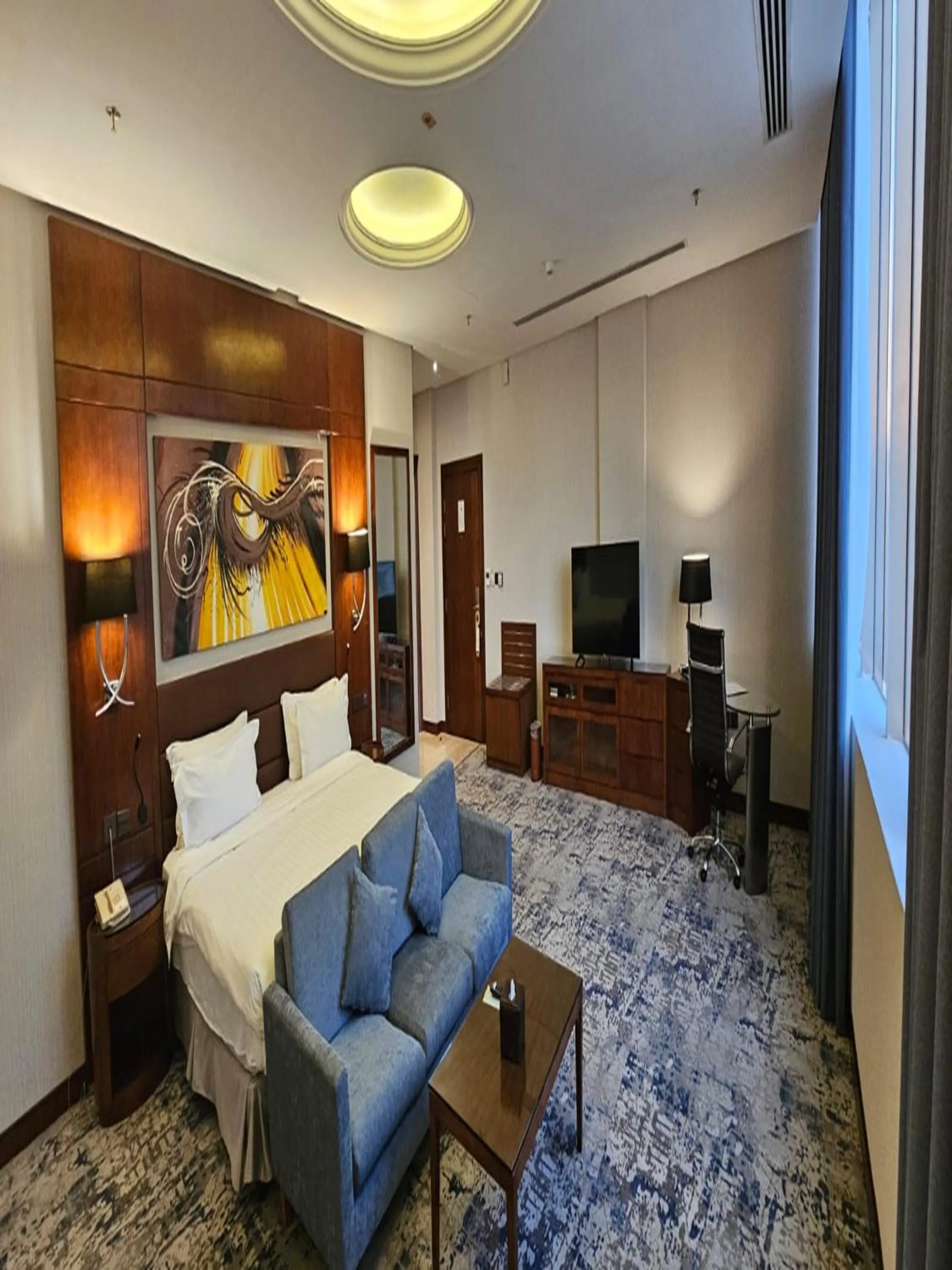 Junior Suite in Sunday Signature Riyadh Formerly Qaser Al Hamra by Warwick