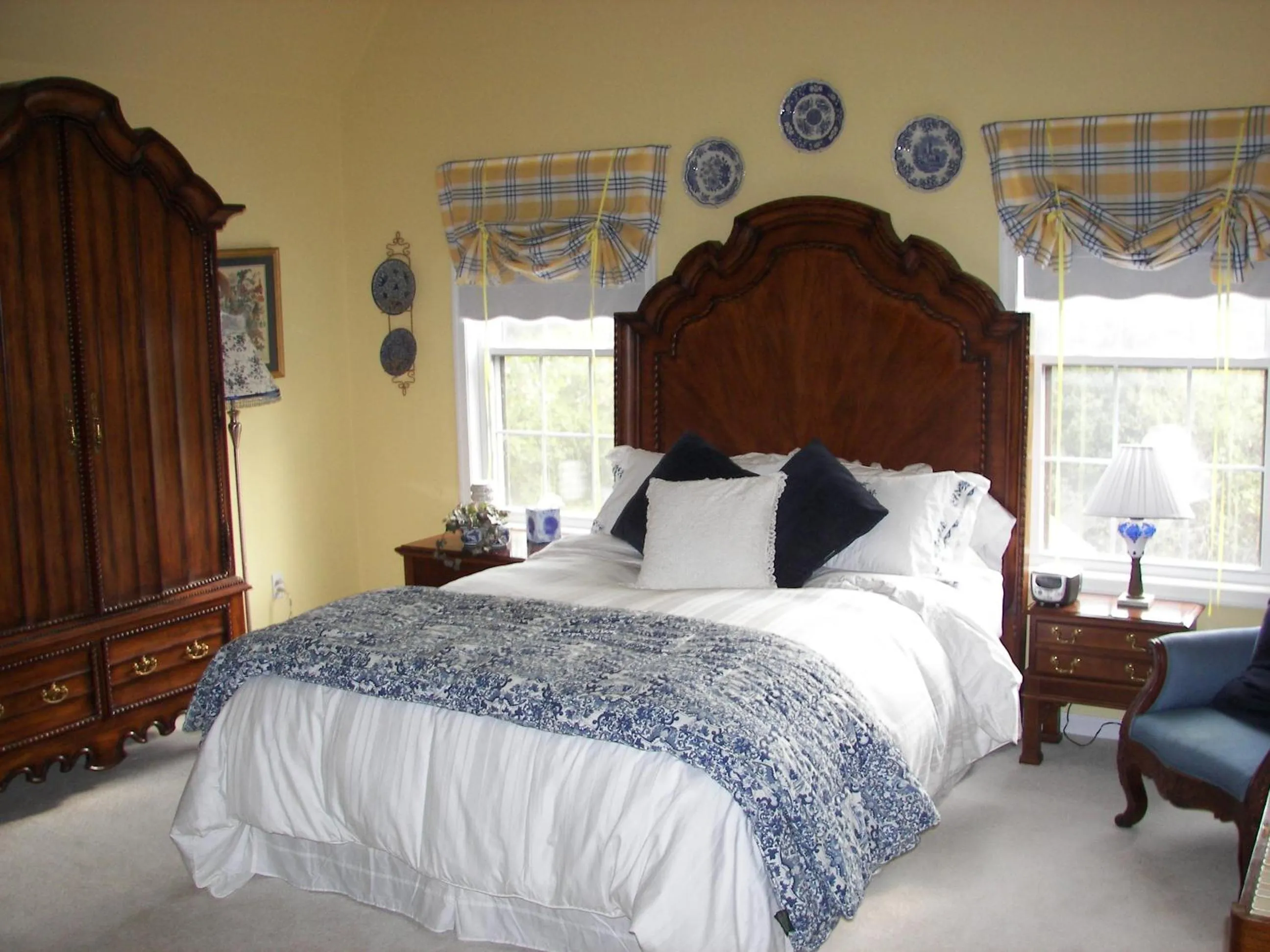 Two-Bedroom Queen Suite with Two Queen Beds in Longacre of Appomattox