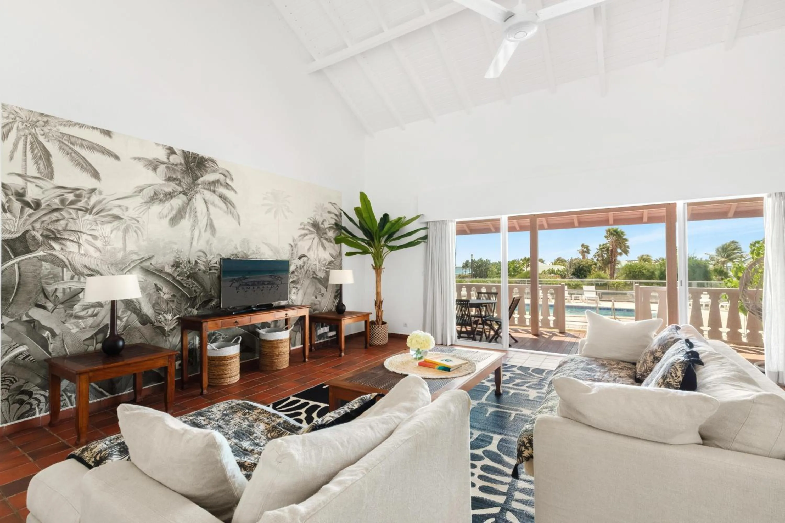 Four-Bedroom Suite in Esmeralda Resort - Orient Bay