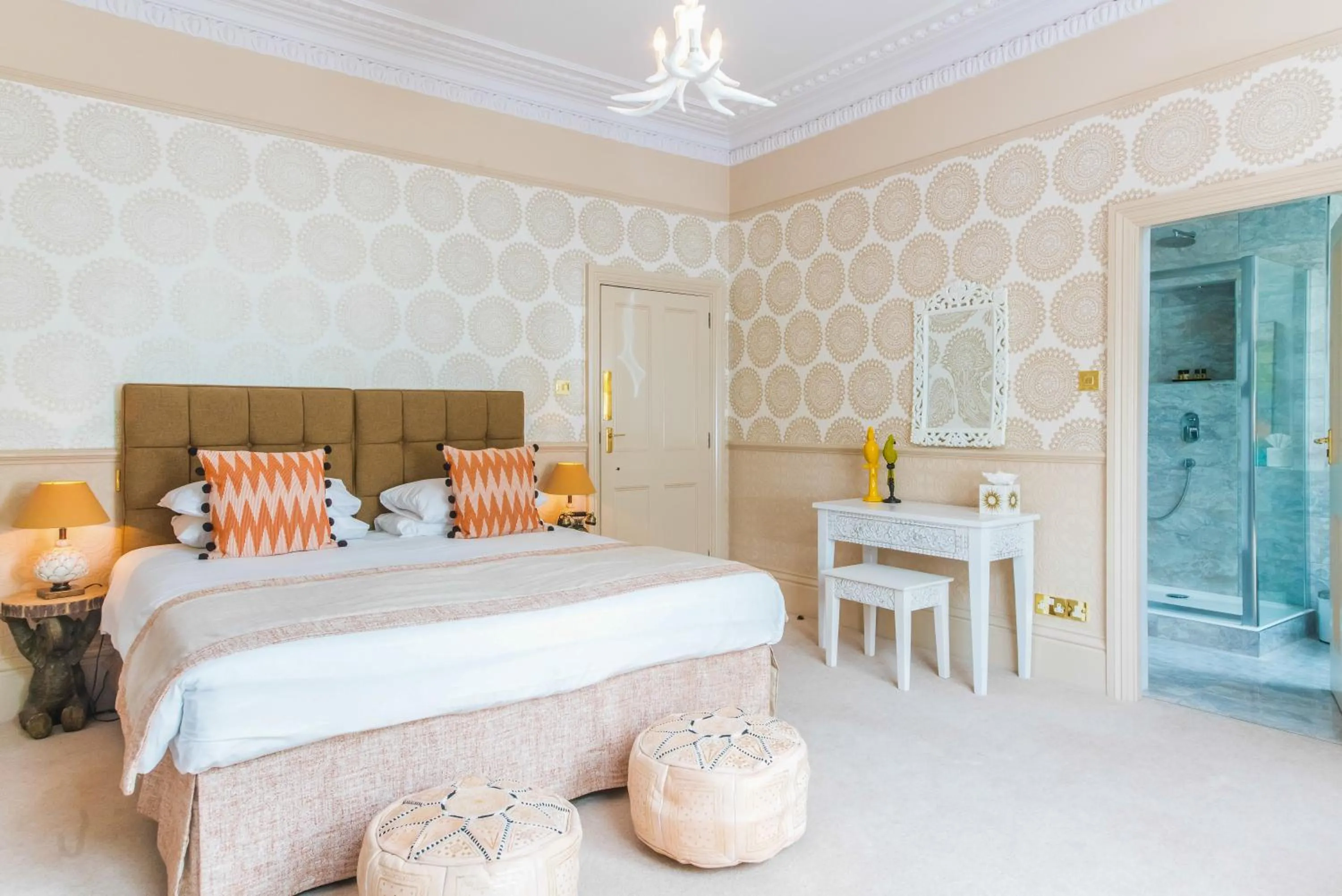 Deluxe Double or Twin Room in The Ayrlington Guesthouse