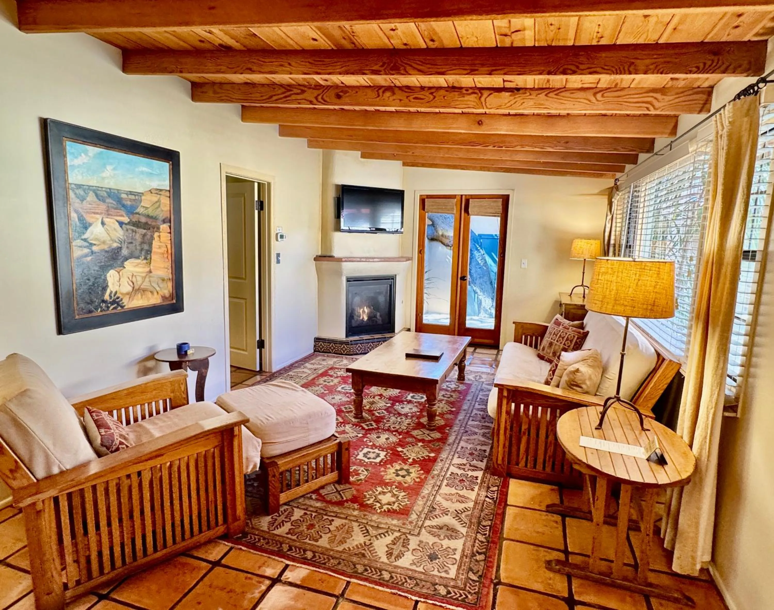 Two-Bedroom Bungalow in Blue Iguana Inn