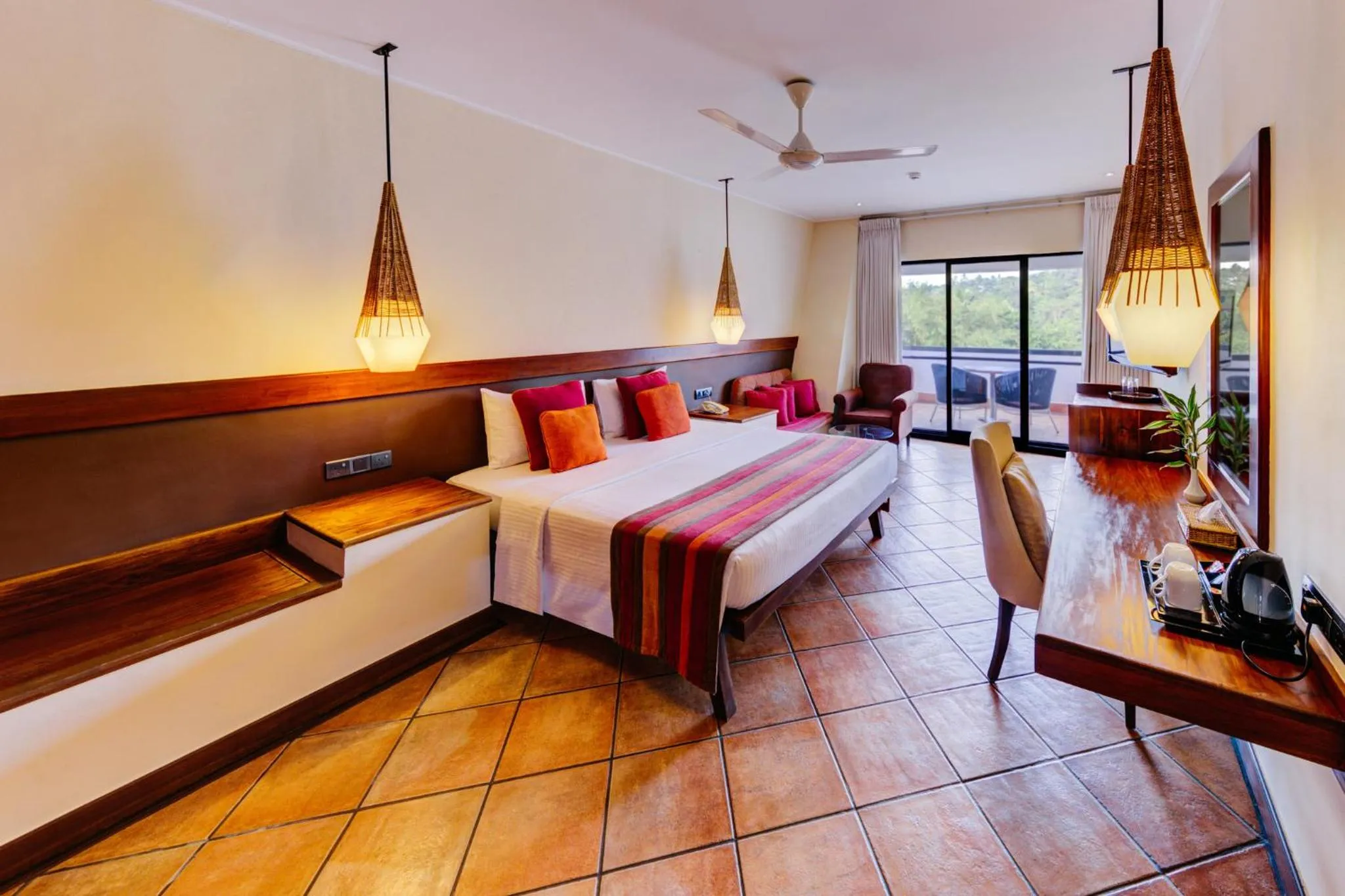 Superior King Room - single occupancy - 10% discount on Boat rides & Archery, Early Check In & Late Check Out on Availability in Cinnamon Citadel Kandy
