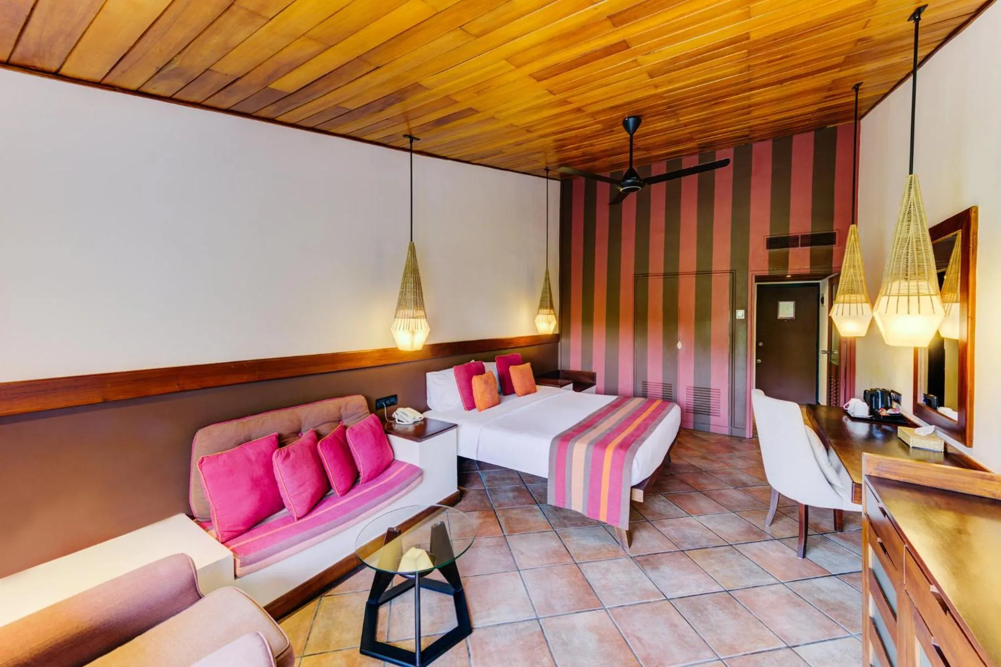 Superior King River View - single occupancy - 10% discount on Boat rides & Archery, Early Check In & Late Check Out on Availability in Cinnamon Citadel Kandy