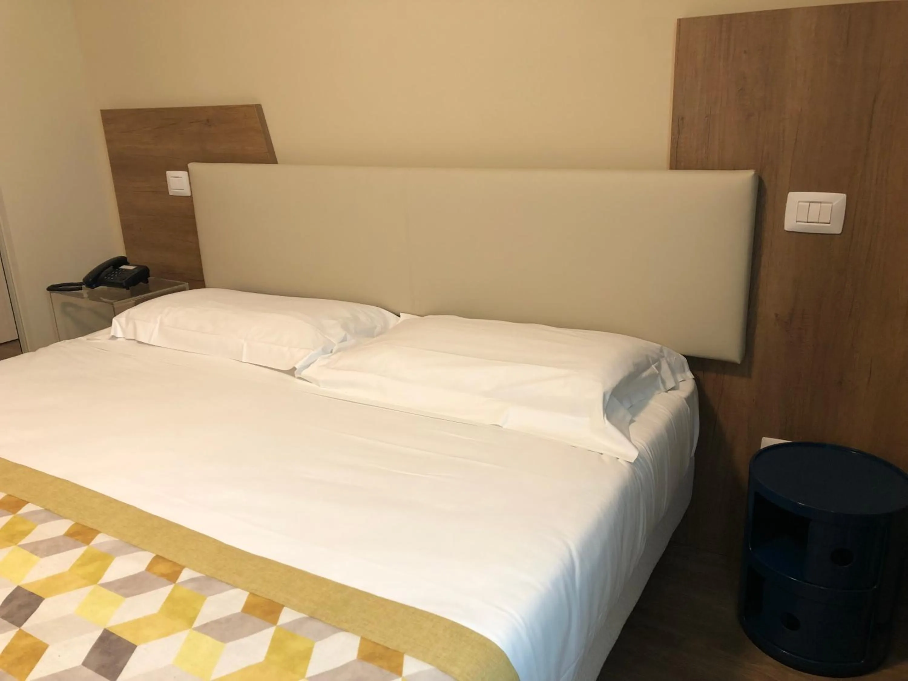 Basic Double Room in Ark Hotel