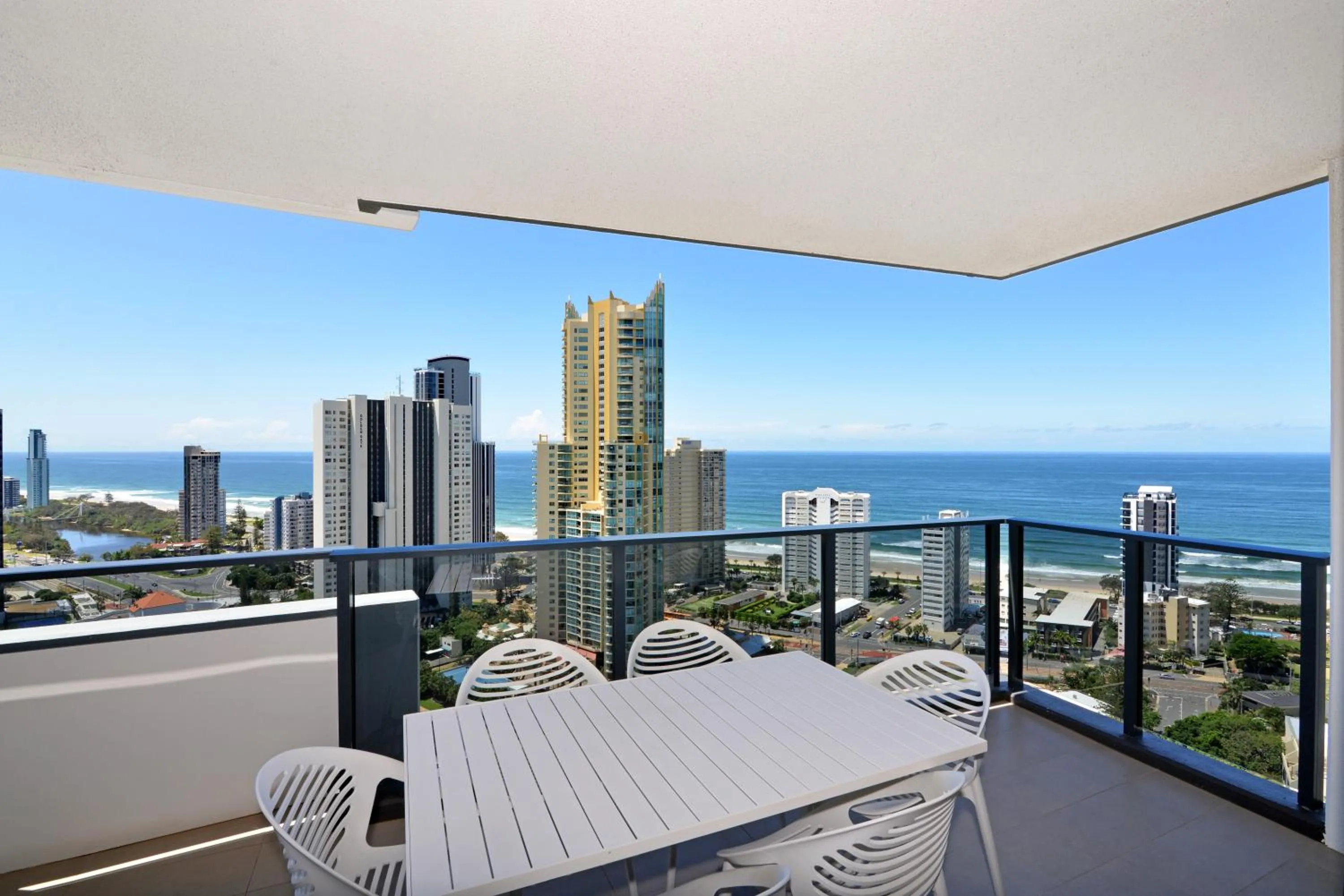 Three Bedroom Apartment with Ocean View in Ruby Gold Coast by CLLIX