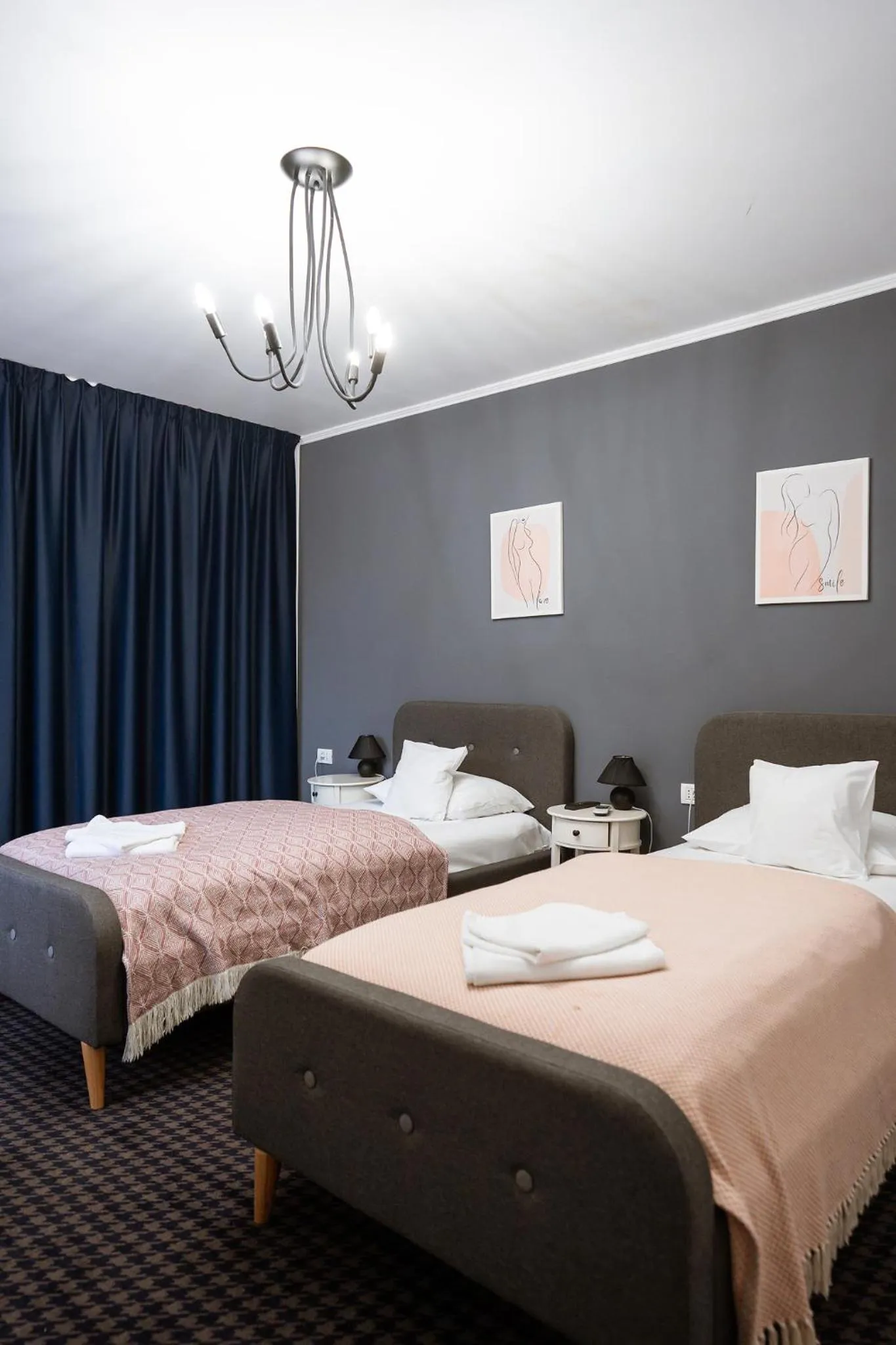 Twin Room in Ivana Hotel