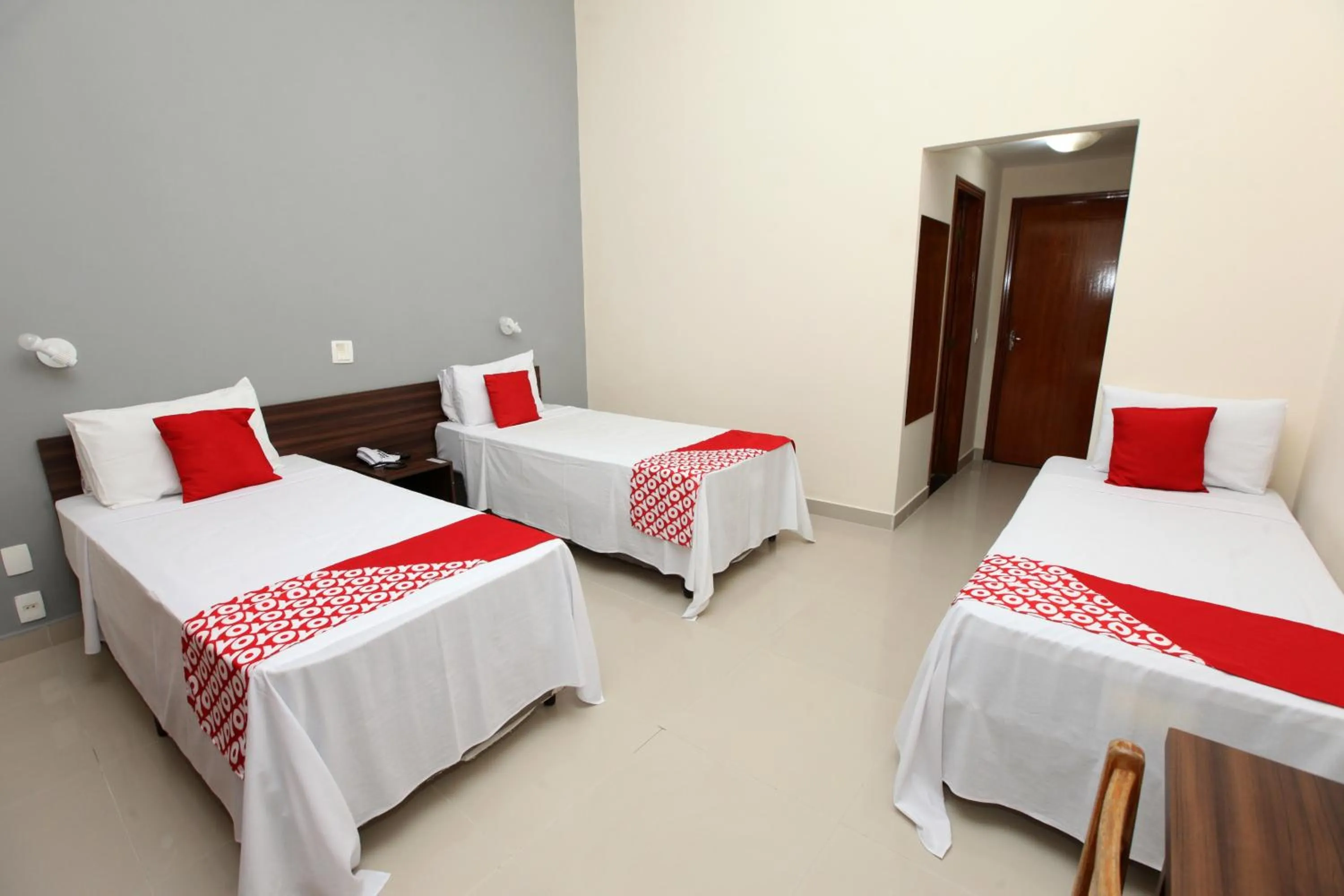 Triple Room - single occupancy in IPÊ PARK Convention Hotel