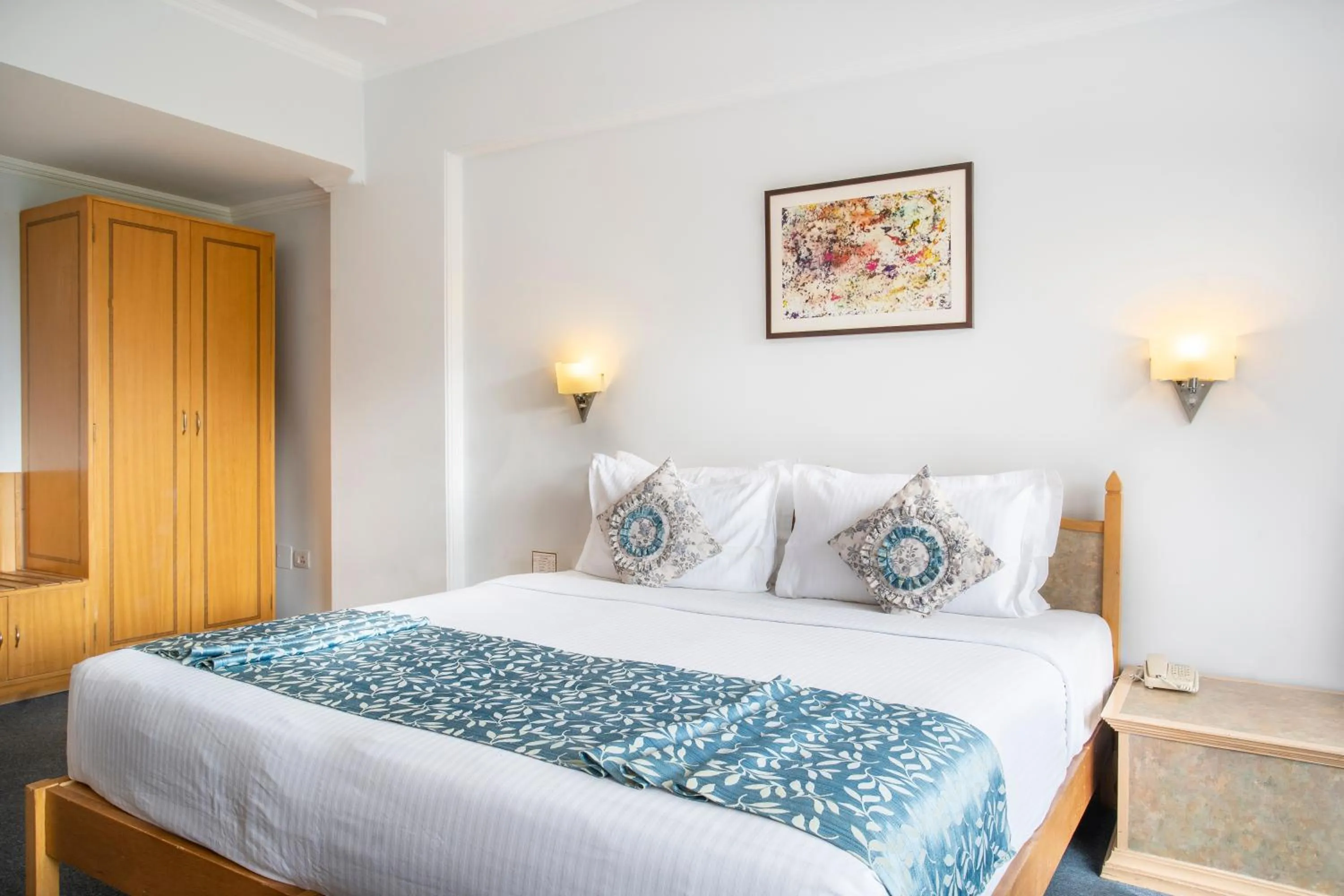 Deluxe Room in Toshali Royal View ,S H I M L A