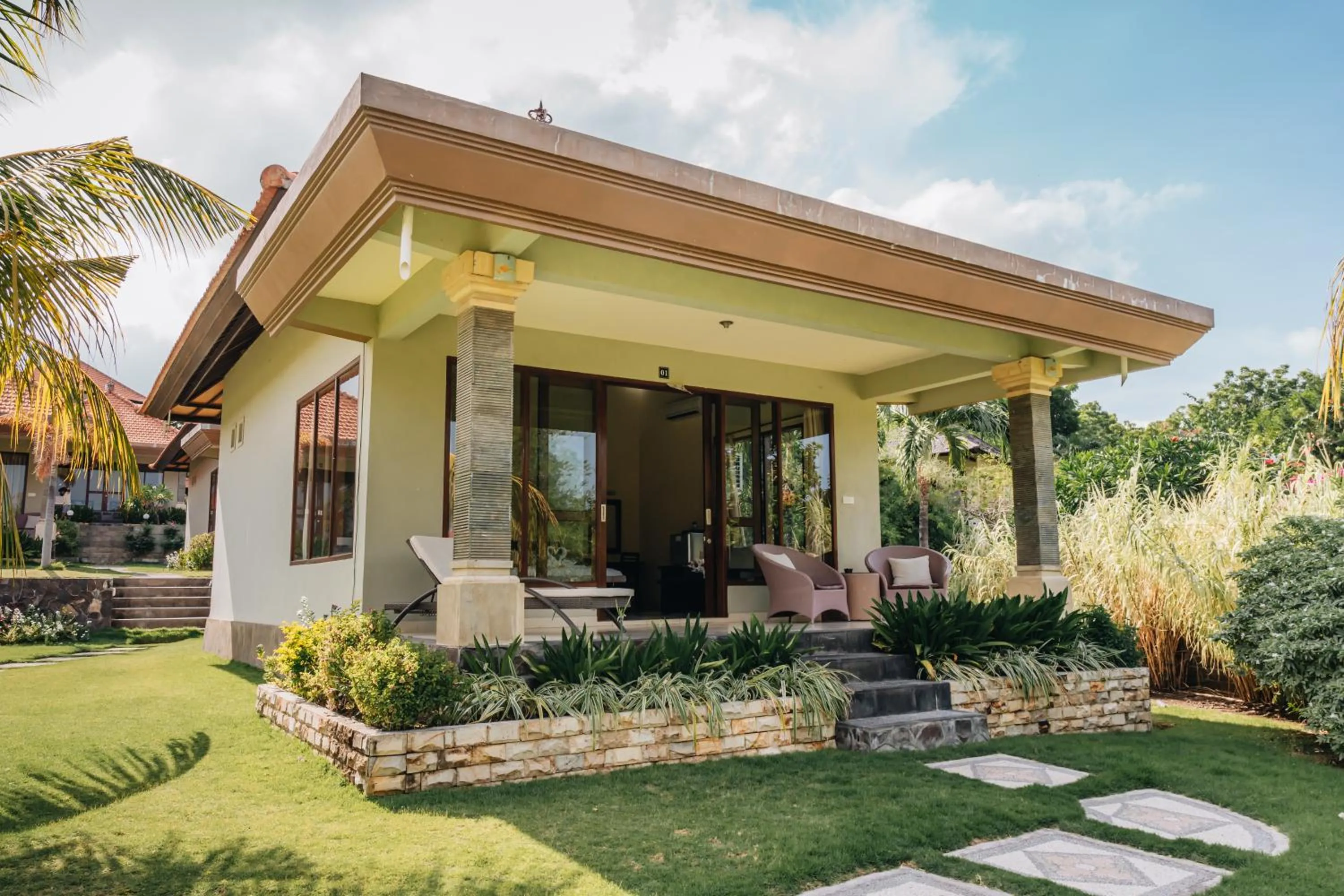 Deluxe Double or Twin Room in Ocean View Tulamben Dive & Resort