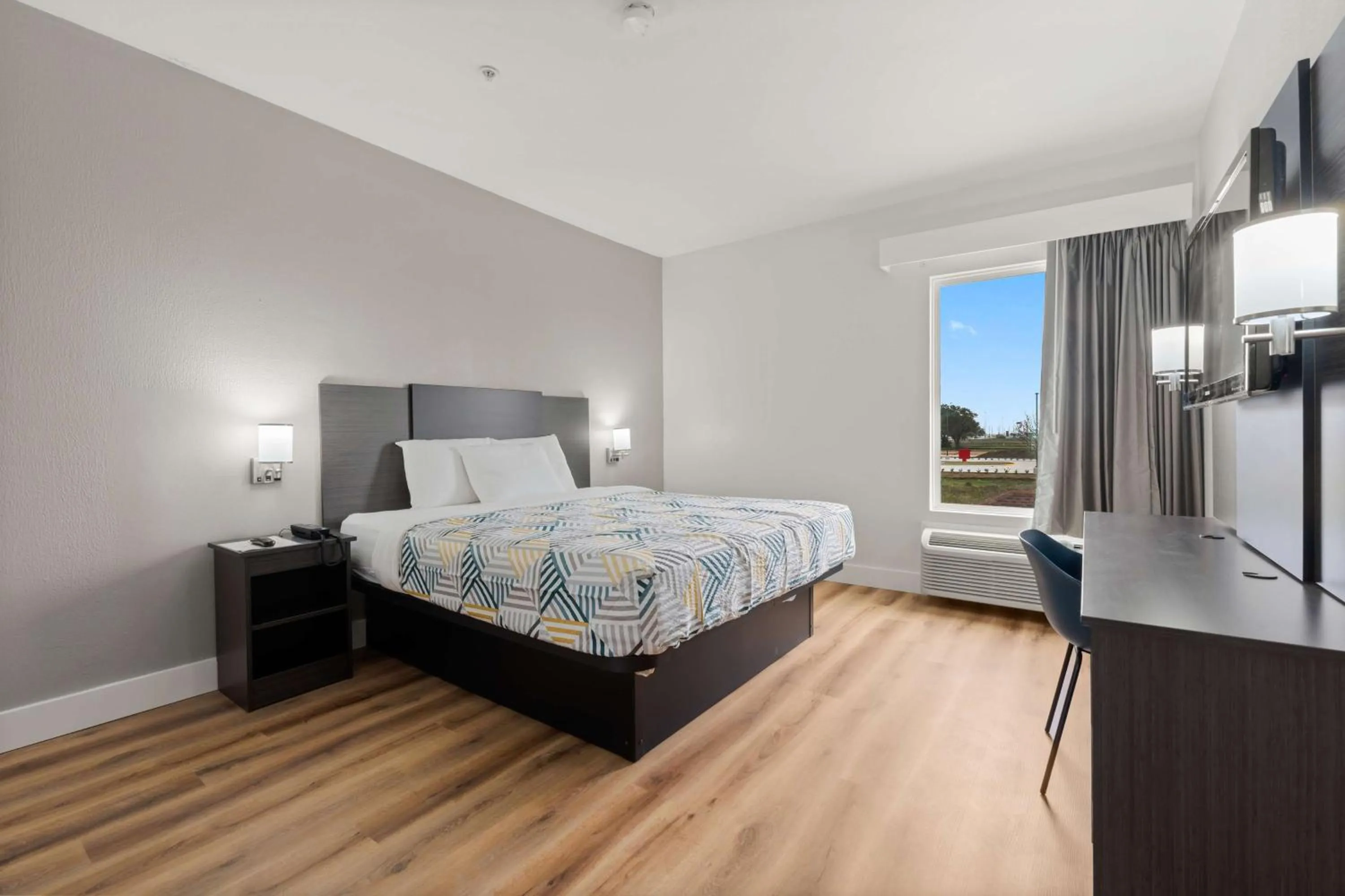 King Room - Disability Access in Motel 6-Rosenberg, TX