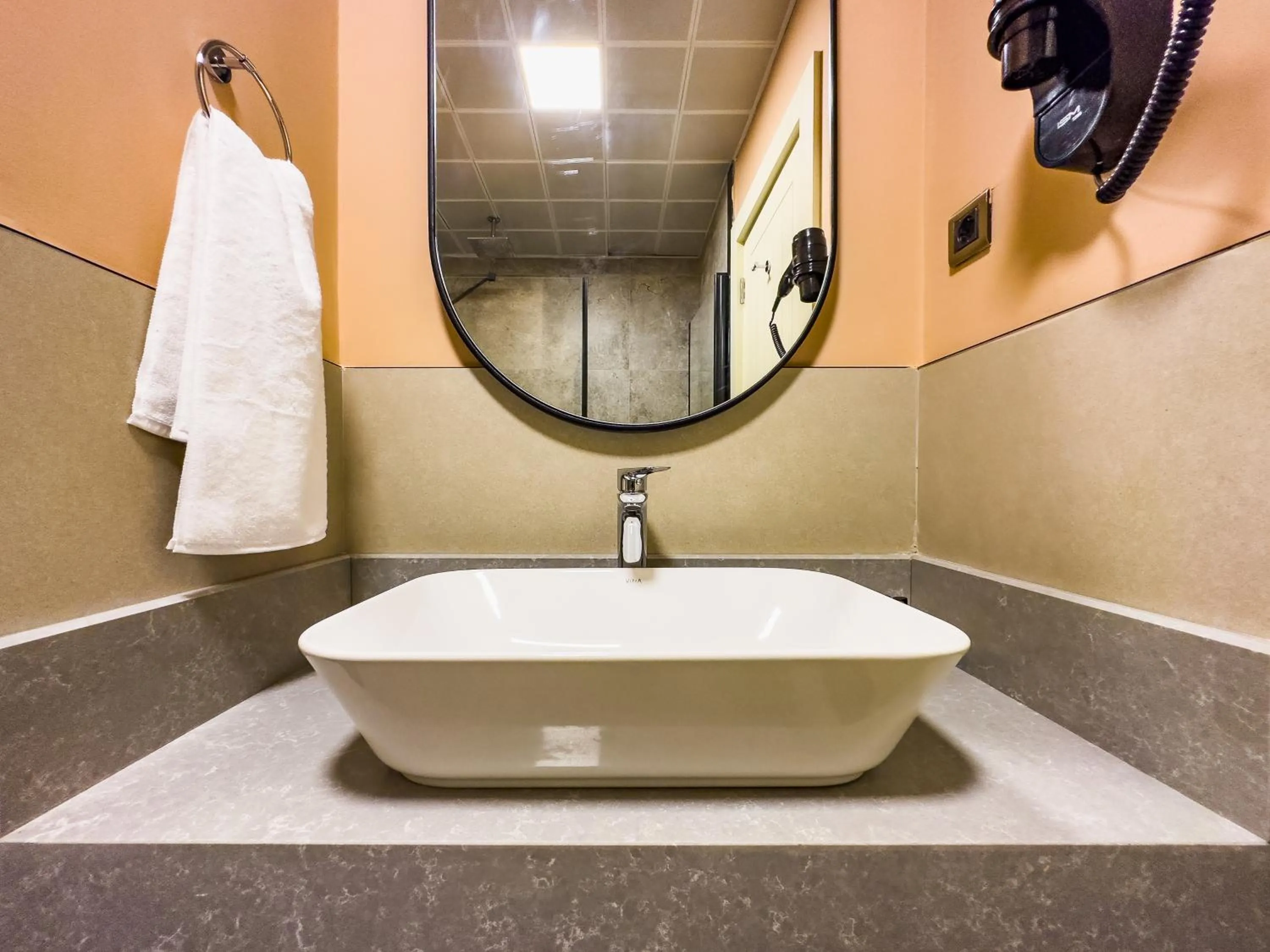 Double Room with Balcony in Dedeoğlu Port Hotel