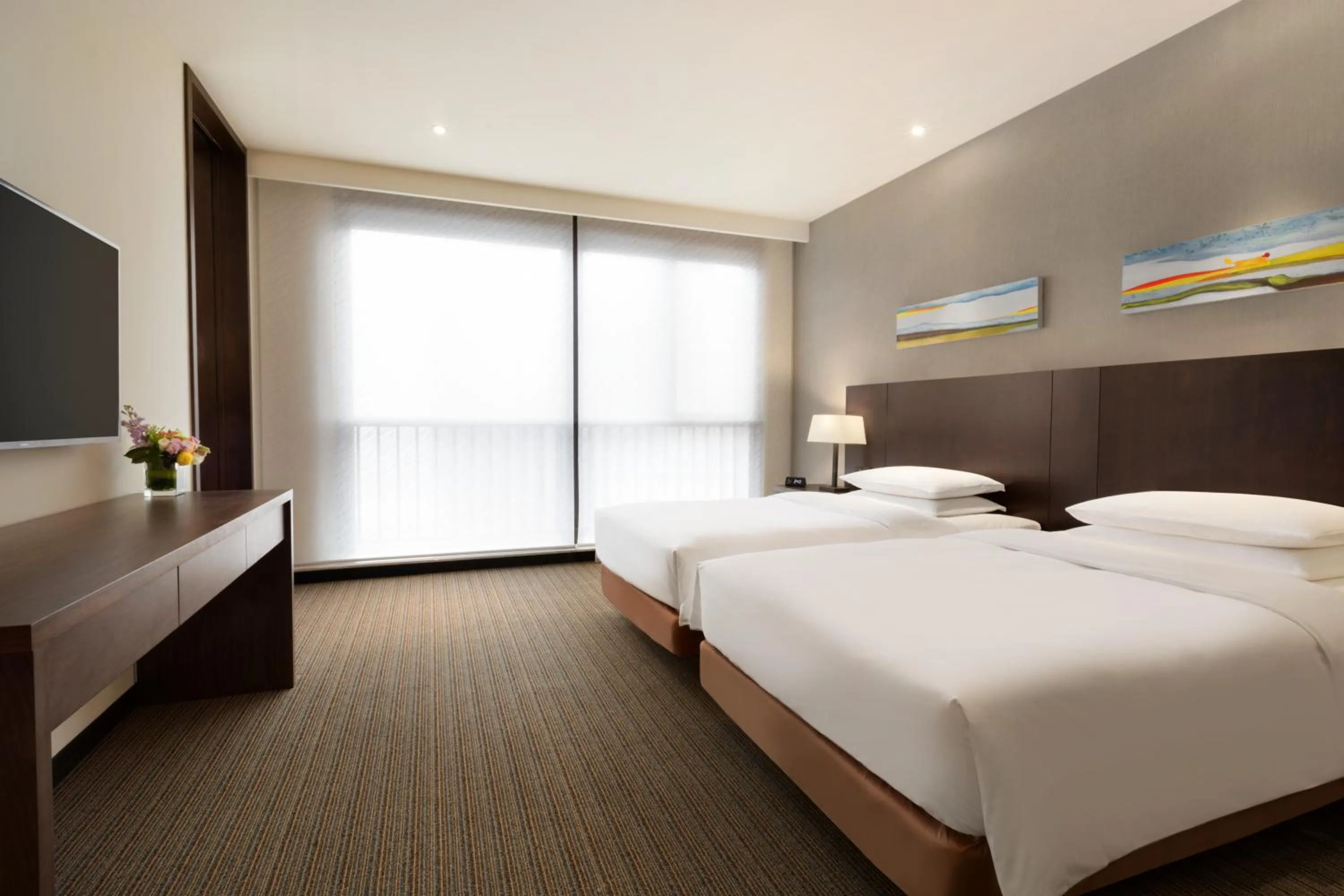 Twin Suite in Hyatt Place Shanghai New Hongqiao