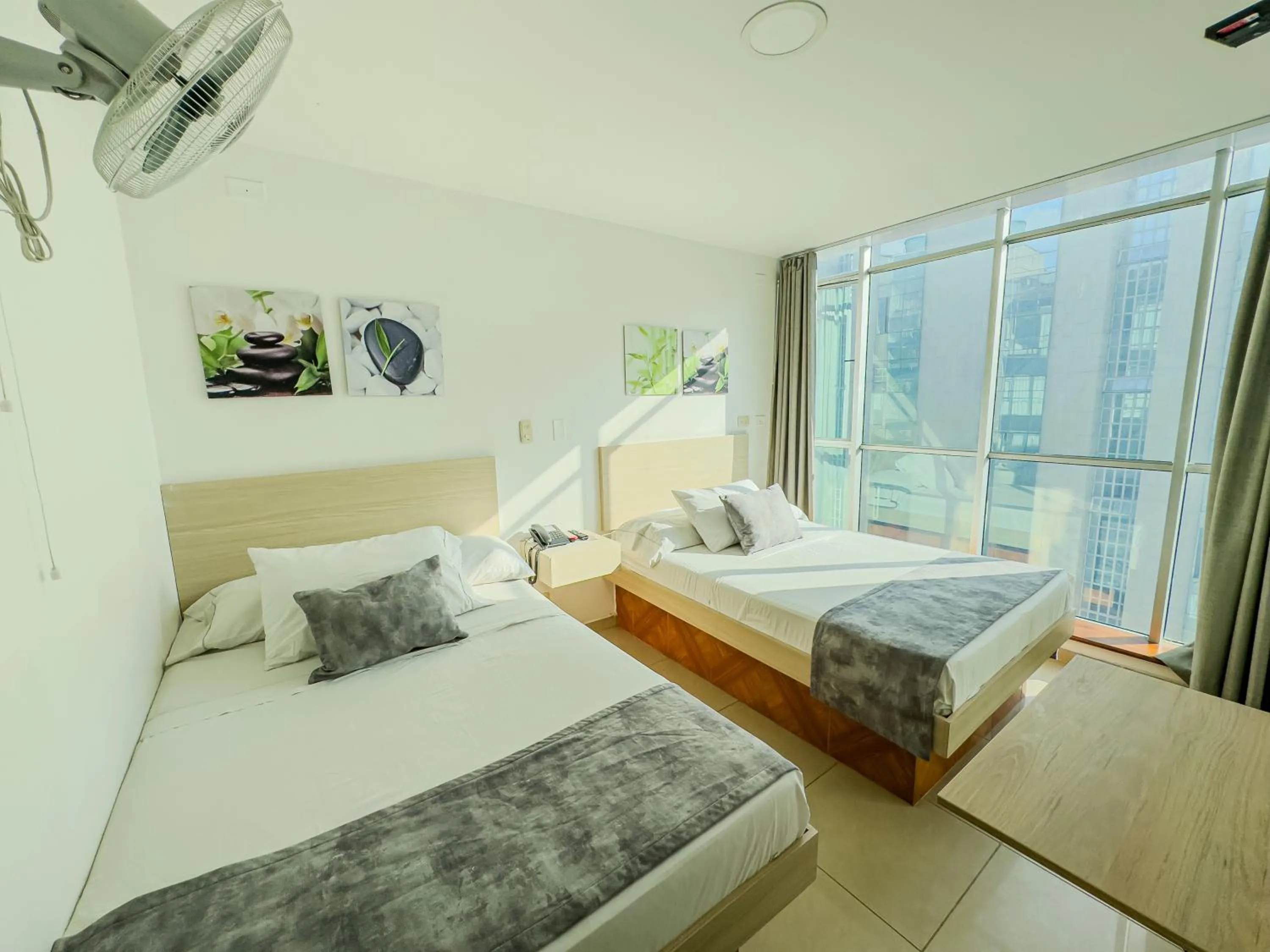  Twin Room with View - single occupancy in Hotel Alcaravan Medellín