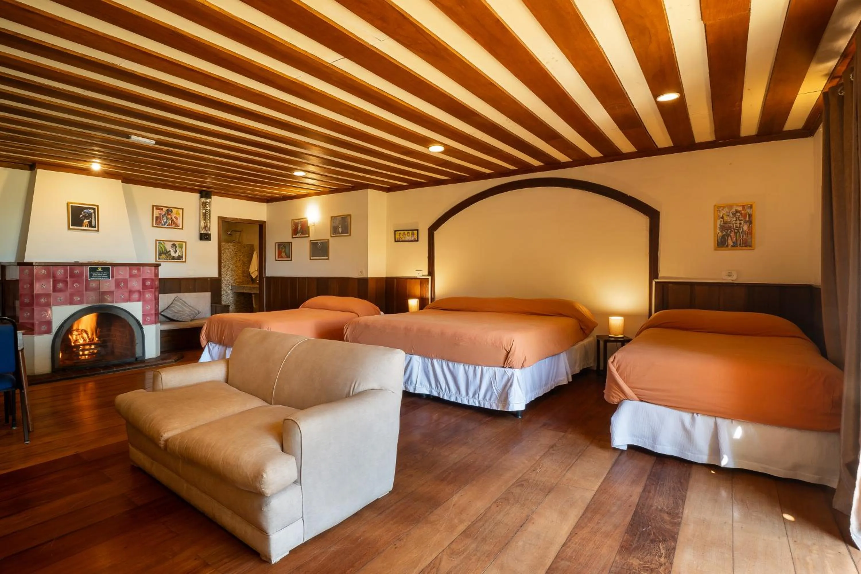 Luxury Quadruple Suite in Surya-Pan Refúgio Hotel - Super Pet Friendly