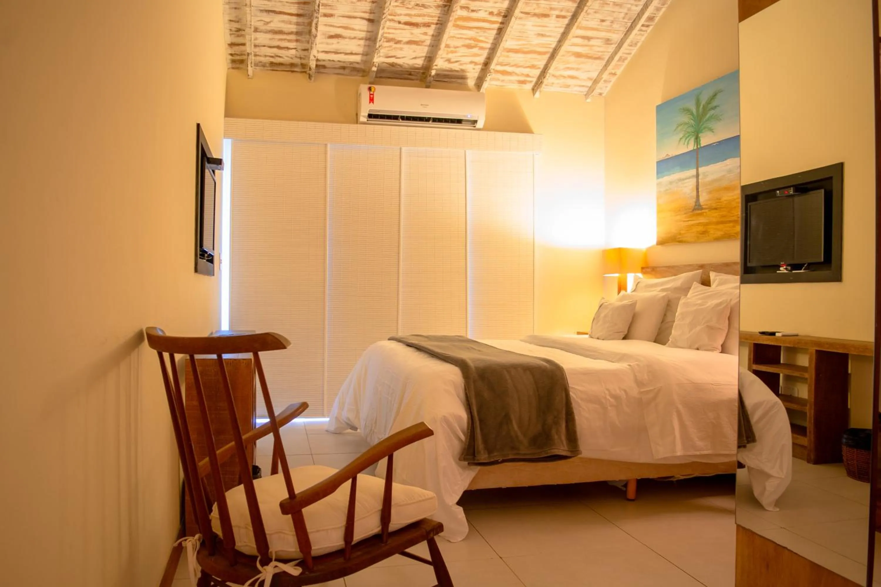 Double Room with Balcony in Pousada da Cyssa