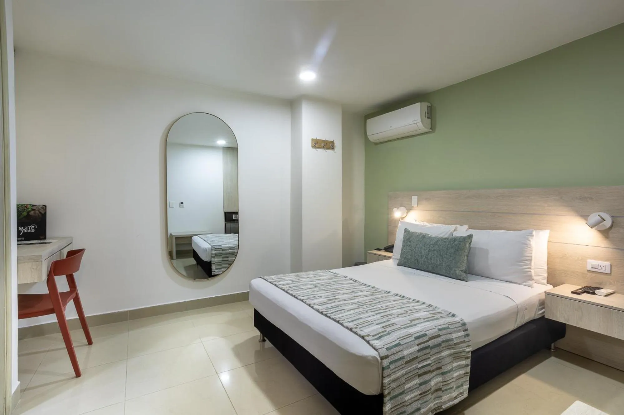 Double Room in Hotel Suite Comfort