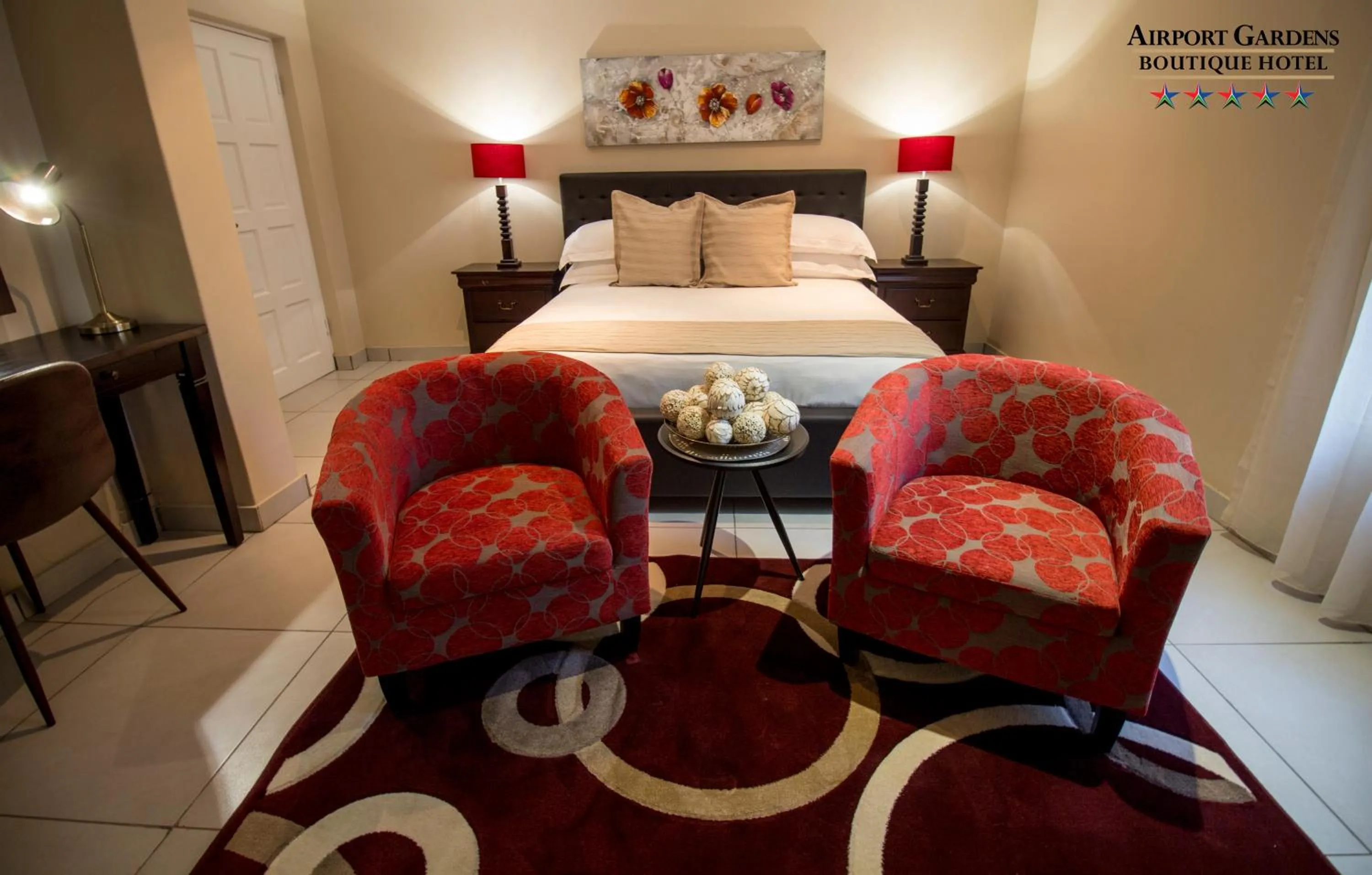 Deluxe King Room - single occupancy in Airport Gardens Boutique Hotel