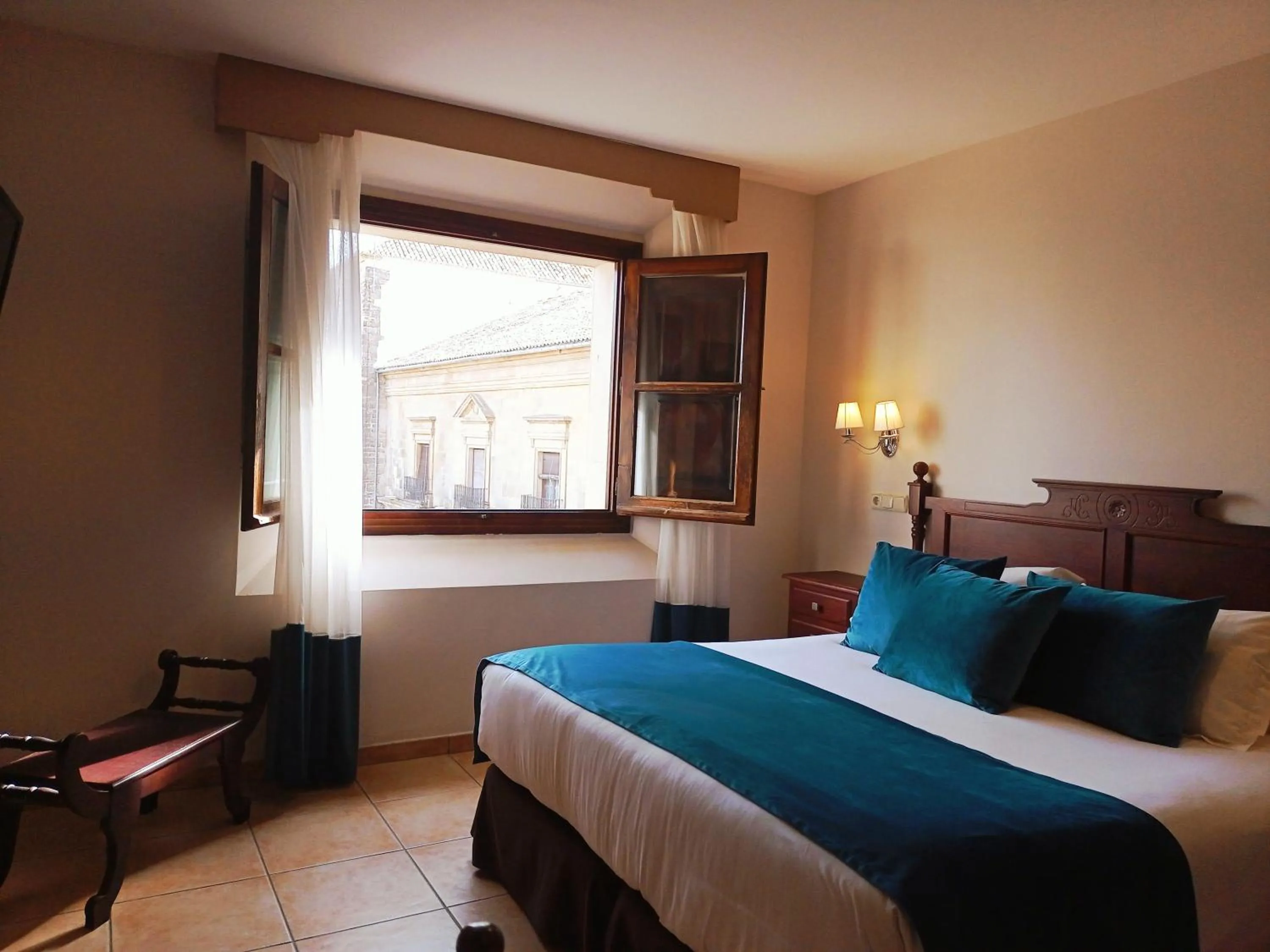 Double Room with Garden View in Hotel María de Molina