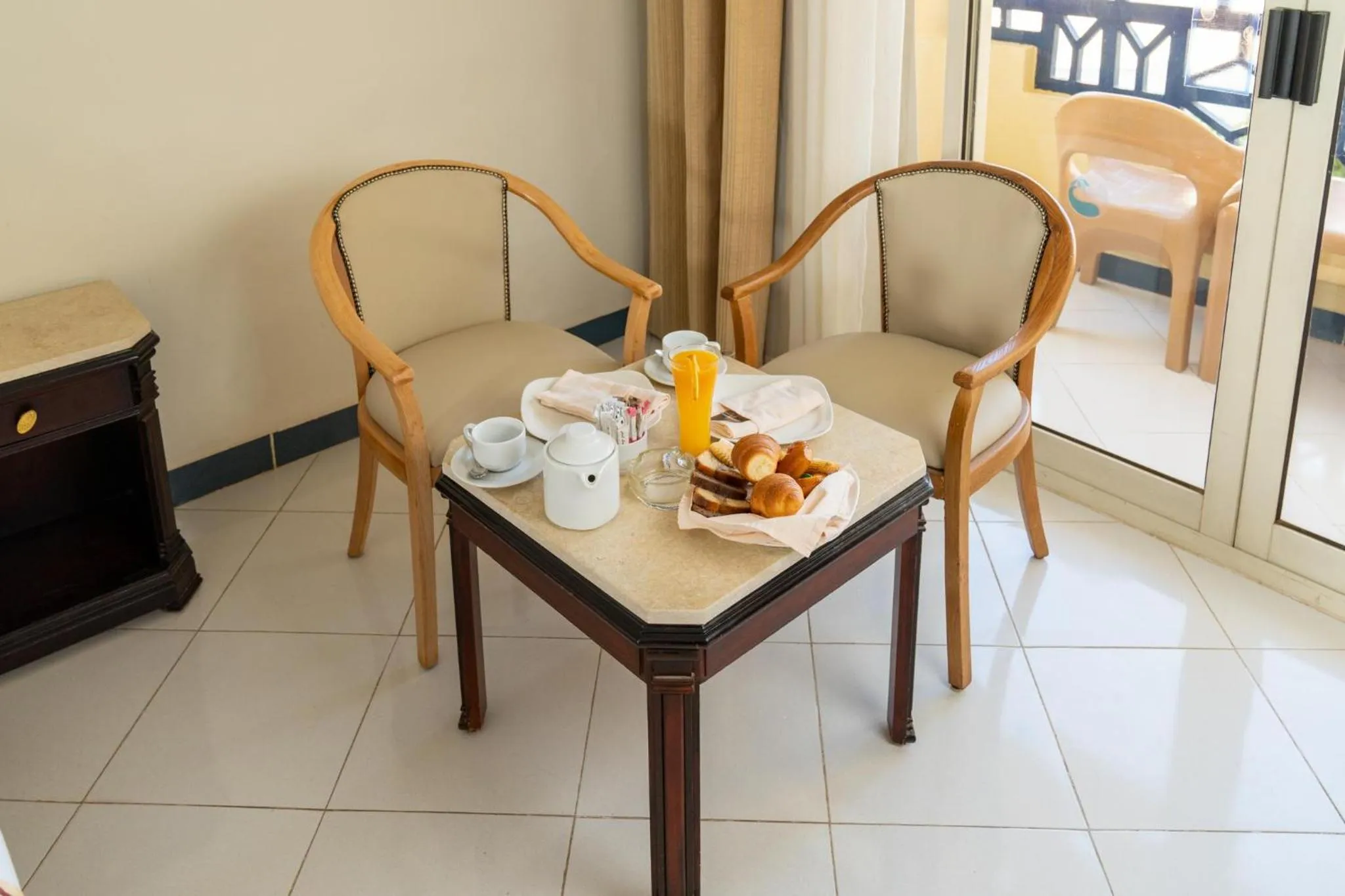 Standard Double or Twin Garden View Room - single occupancy in Grand Oasis Resort